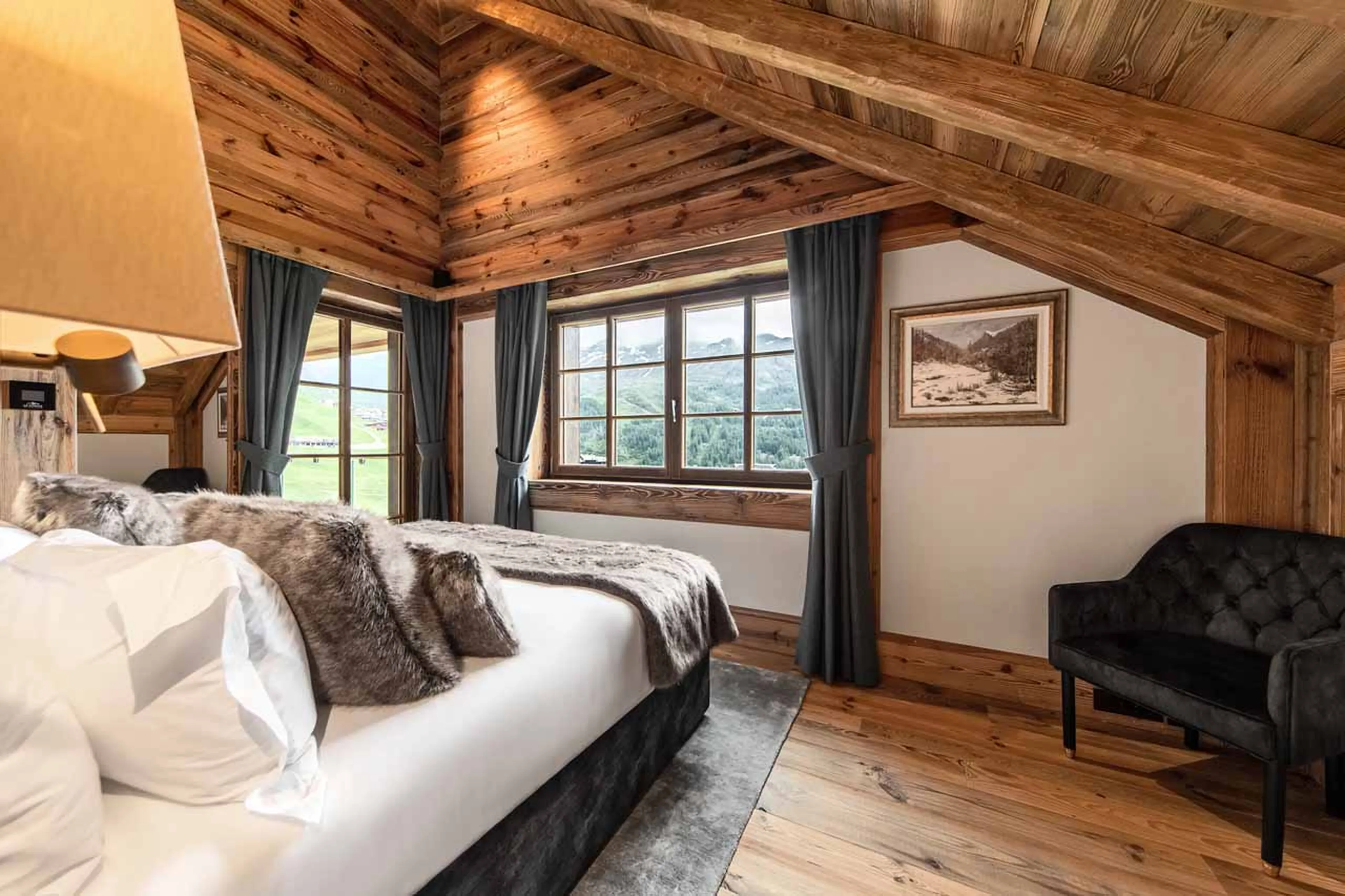 Bedroom four with balcony at Chalet La Fenice in Breuil-Cervinia