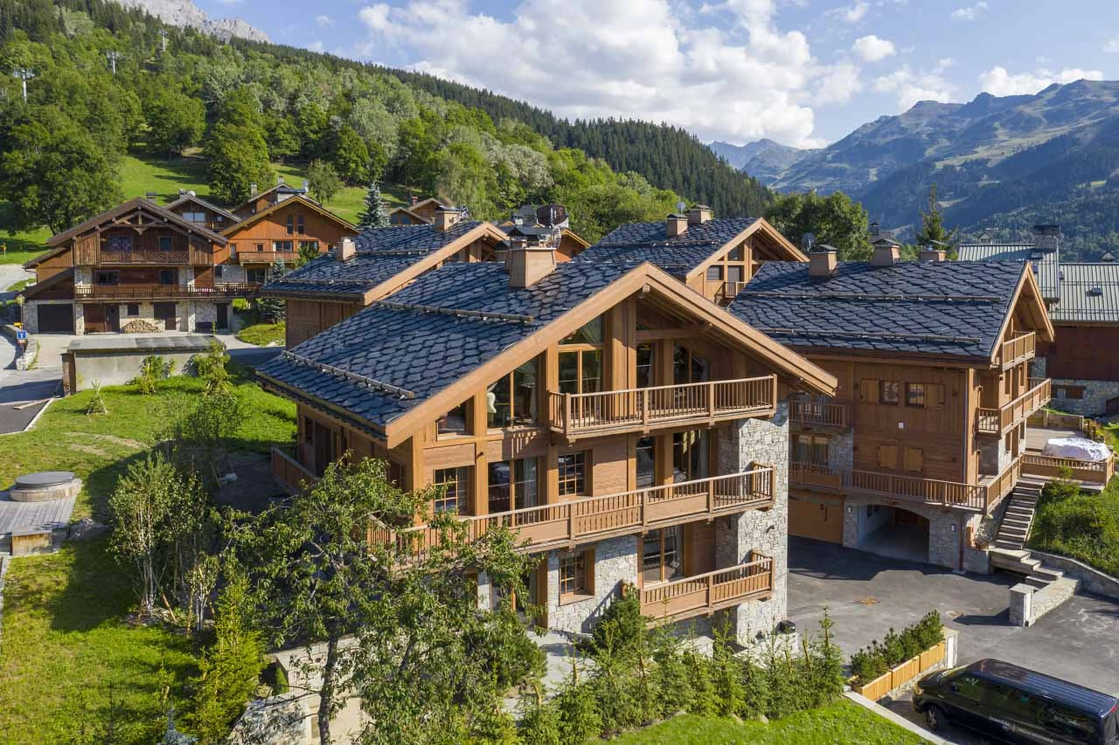 Exterior in summer of Chalet La Loze in Meribel