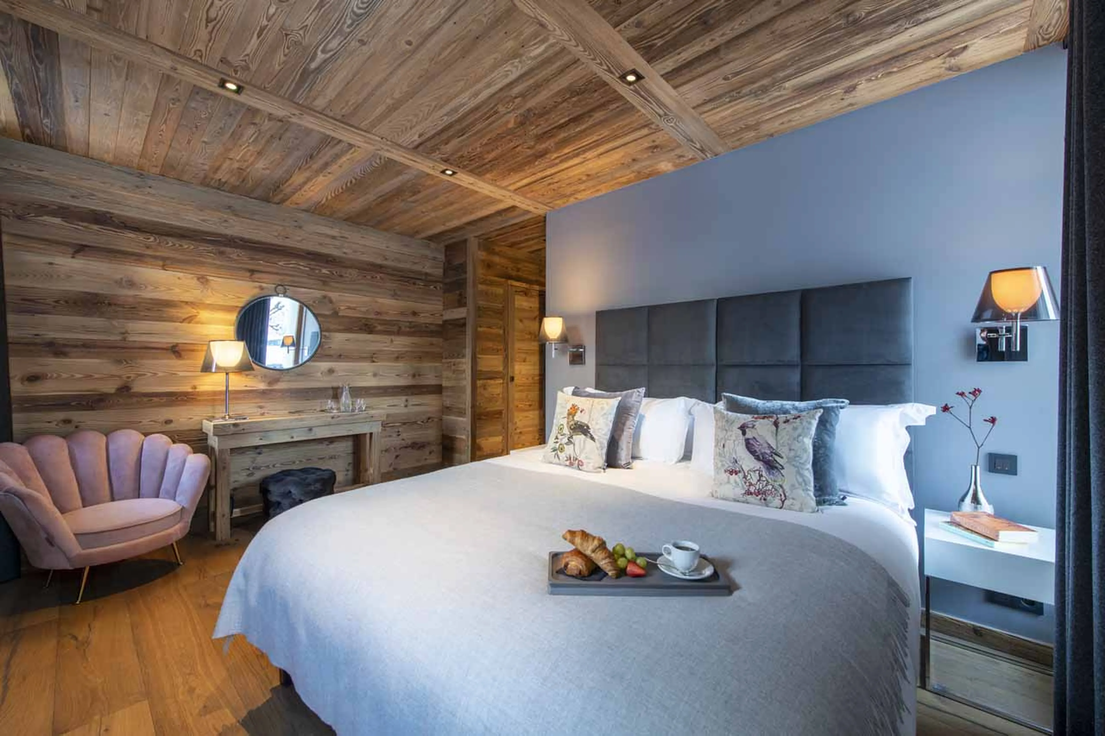 Bedroom six at Chalet La Maison in Morzine