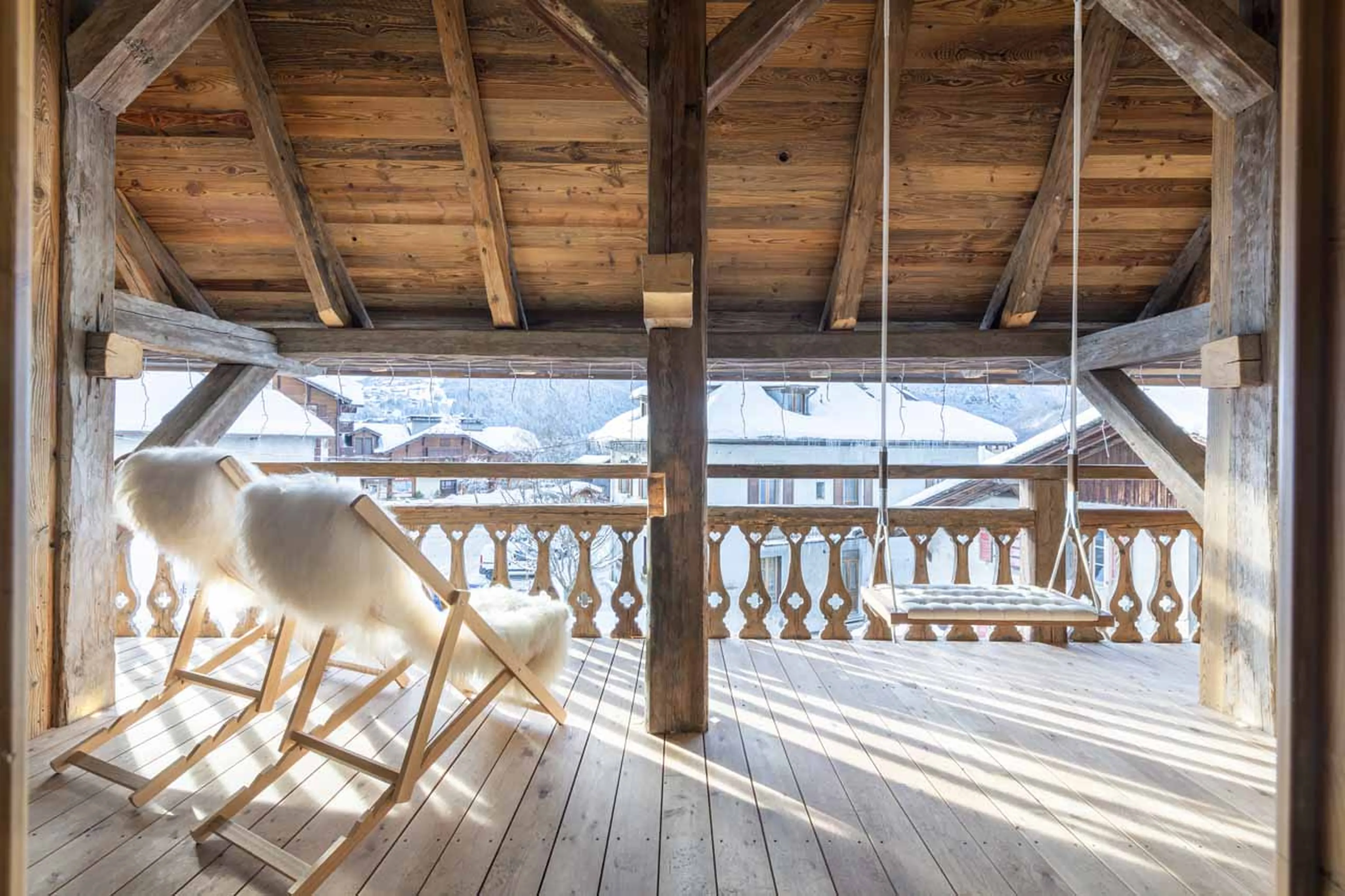 Swing on balcony at Chalet La Maison in Morzine