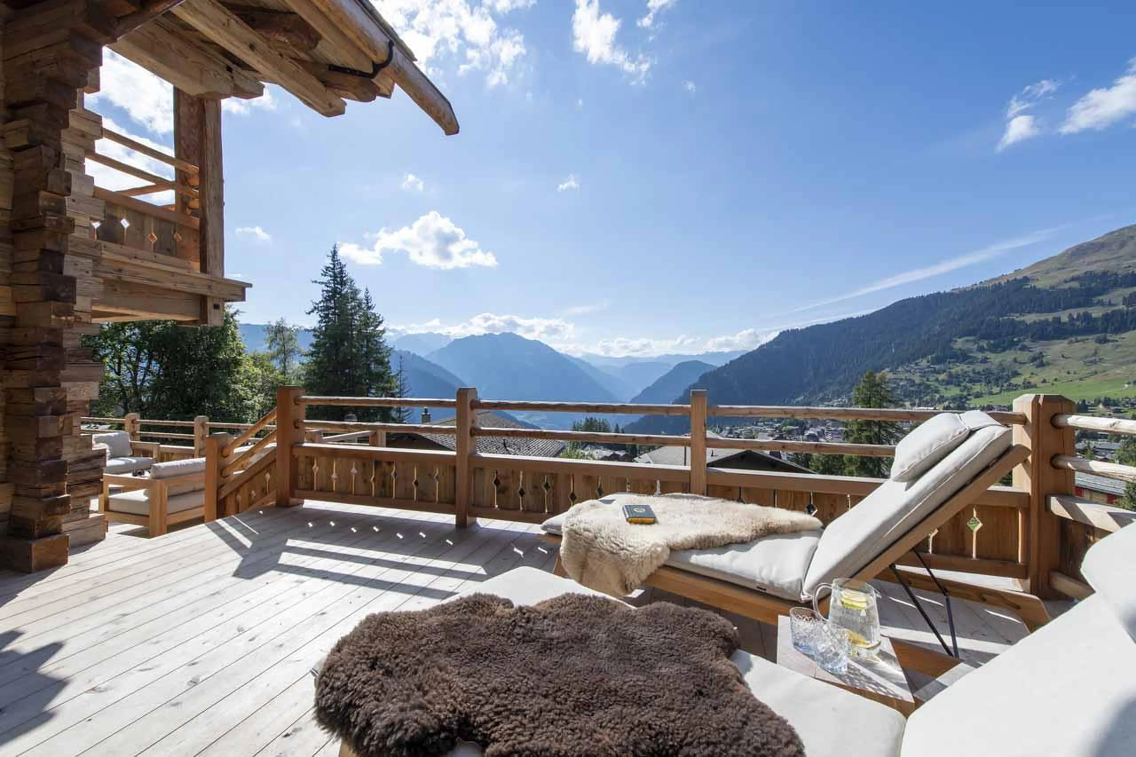 Sun loungers and mountain views in Chalet La Rochette, Verbier