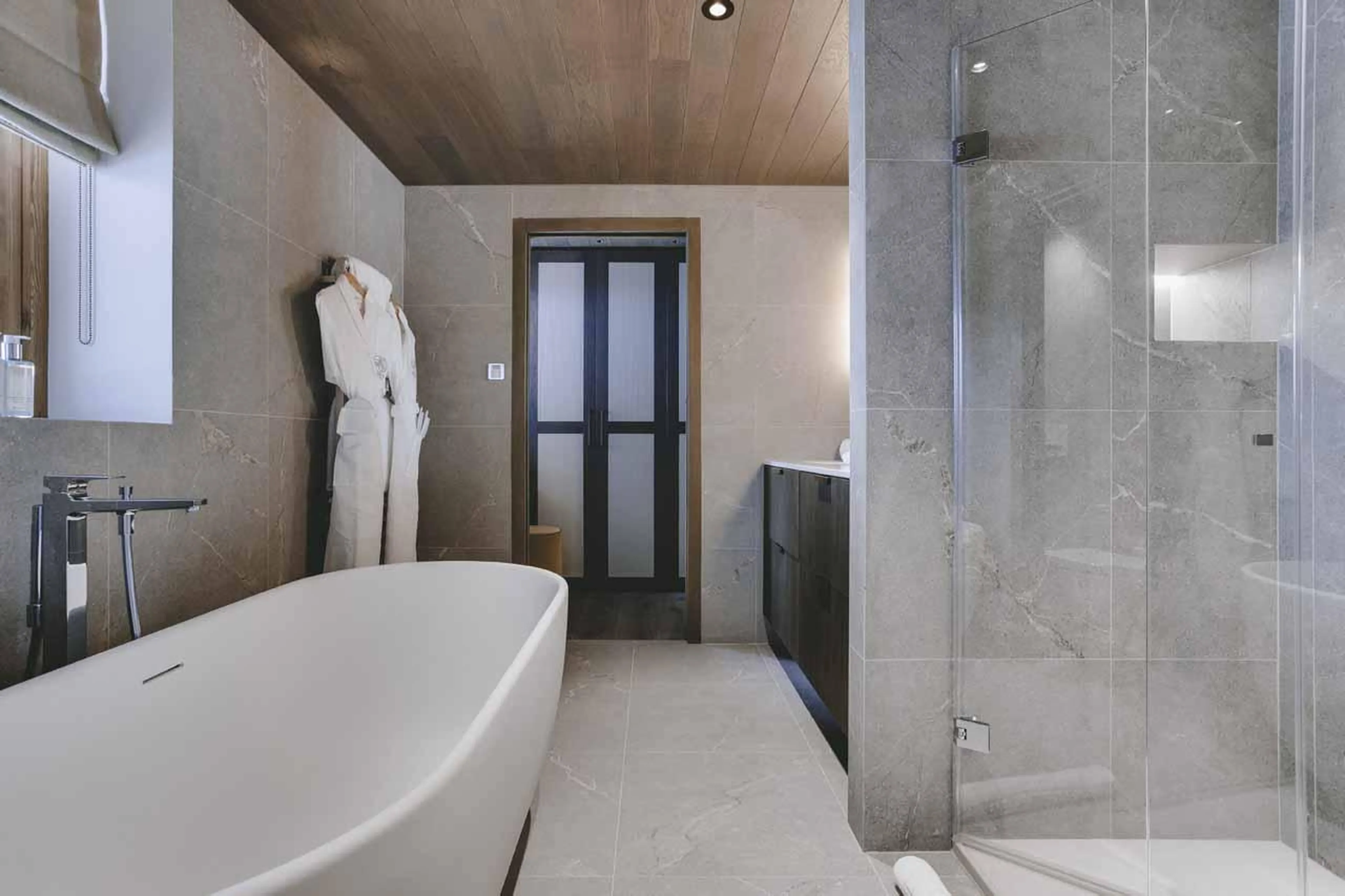En-suite bathroom with shower at Chalet La Tene, Val d'Isere