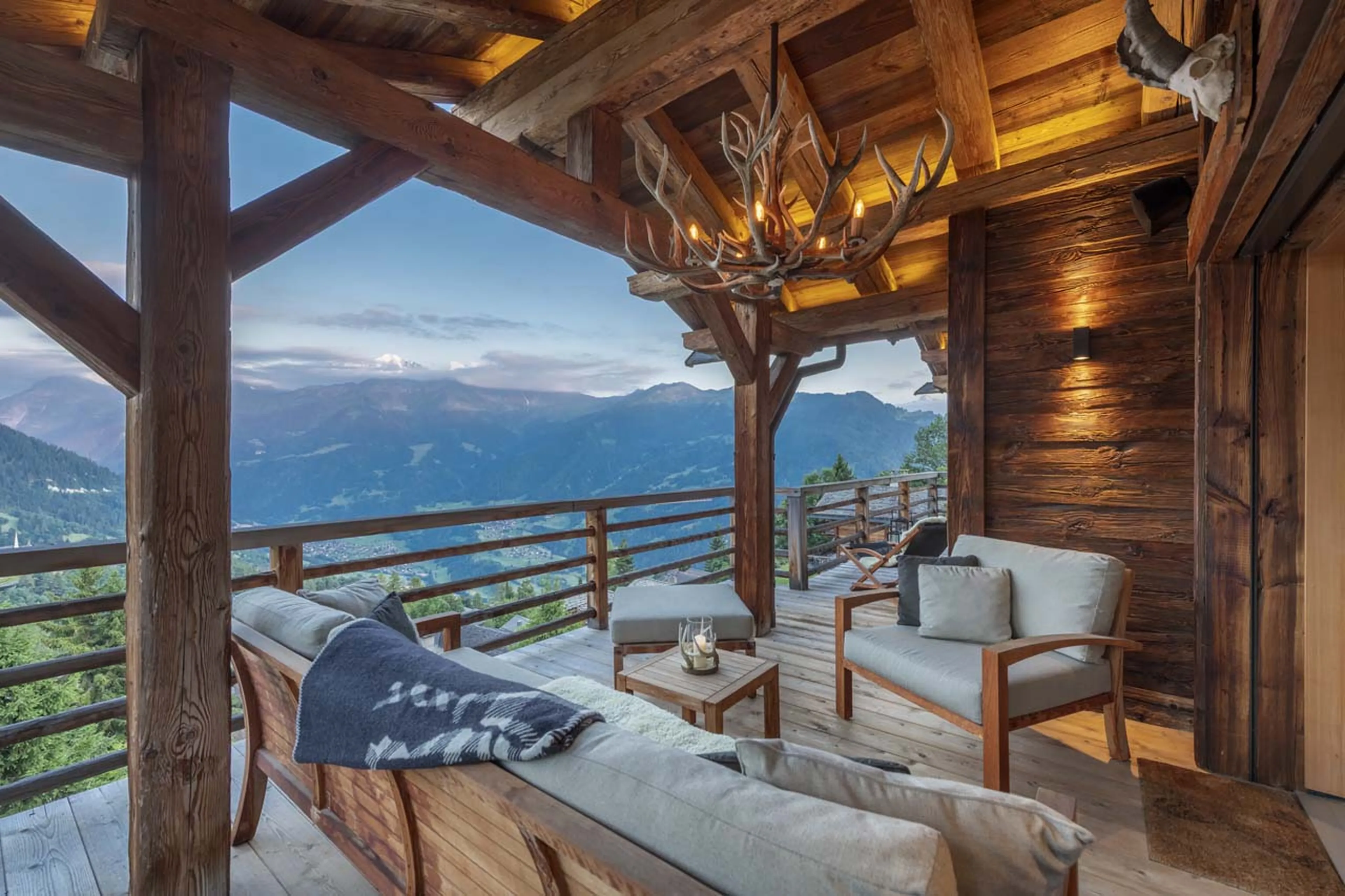 Balcony of Chalet La Vigne in Verbier