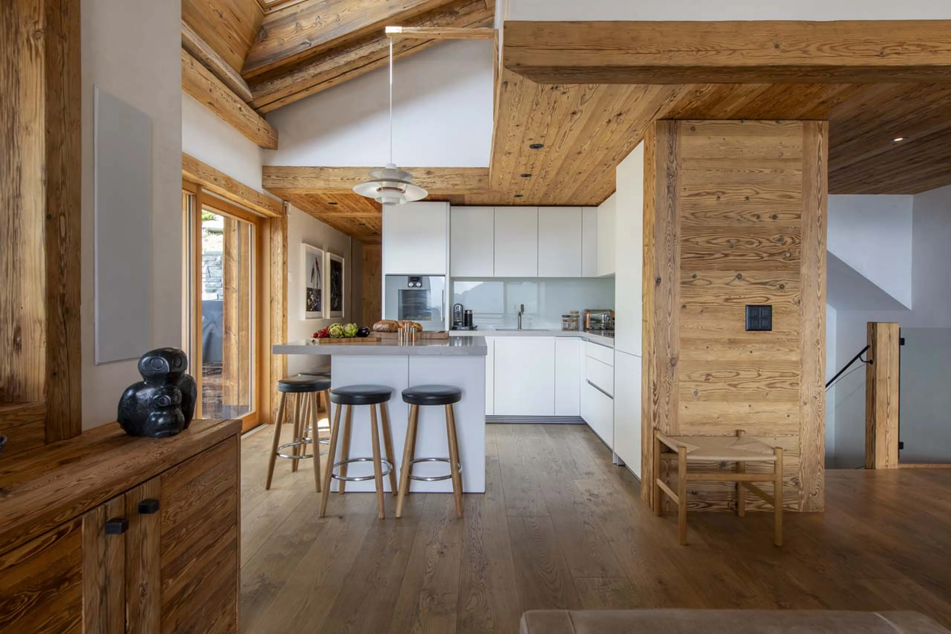 Kitchen in Chalet La Vigne in Verbier
