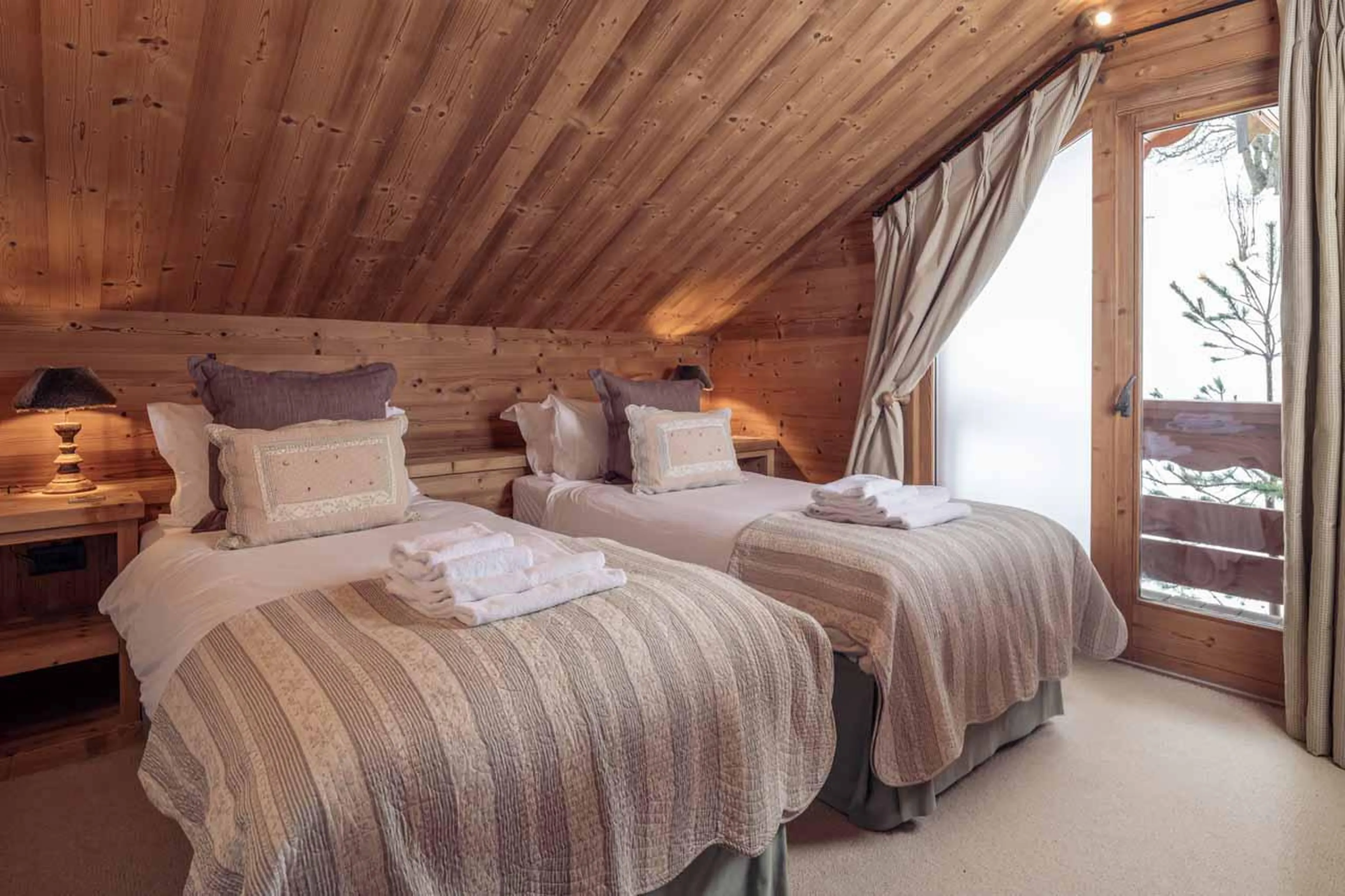 Bedroom six at Chalet Lapin Blanc in Meribel