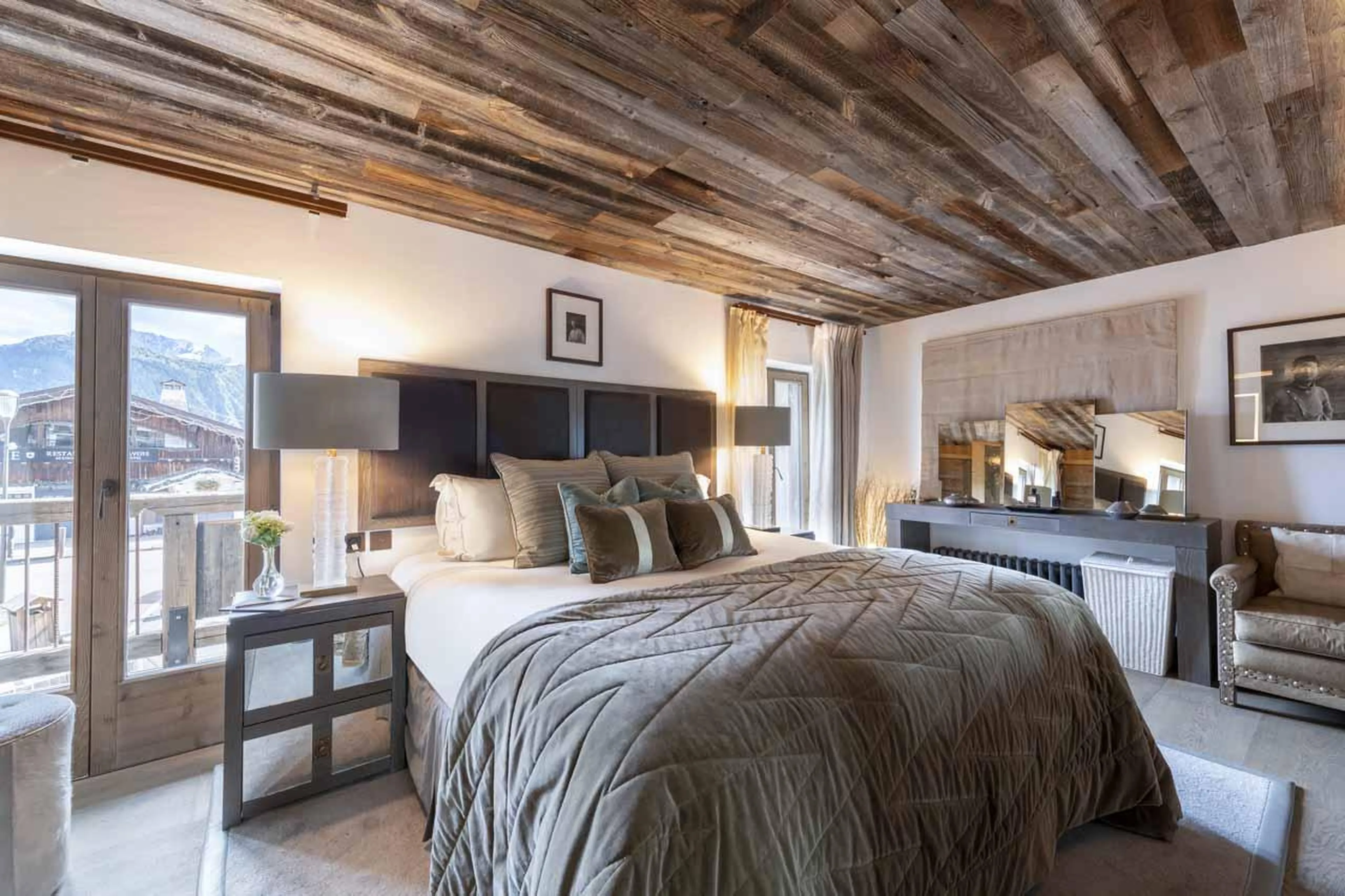 Bedroom two in Chalet L’Arctique in Courchevel 1850