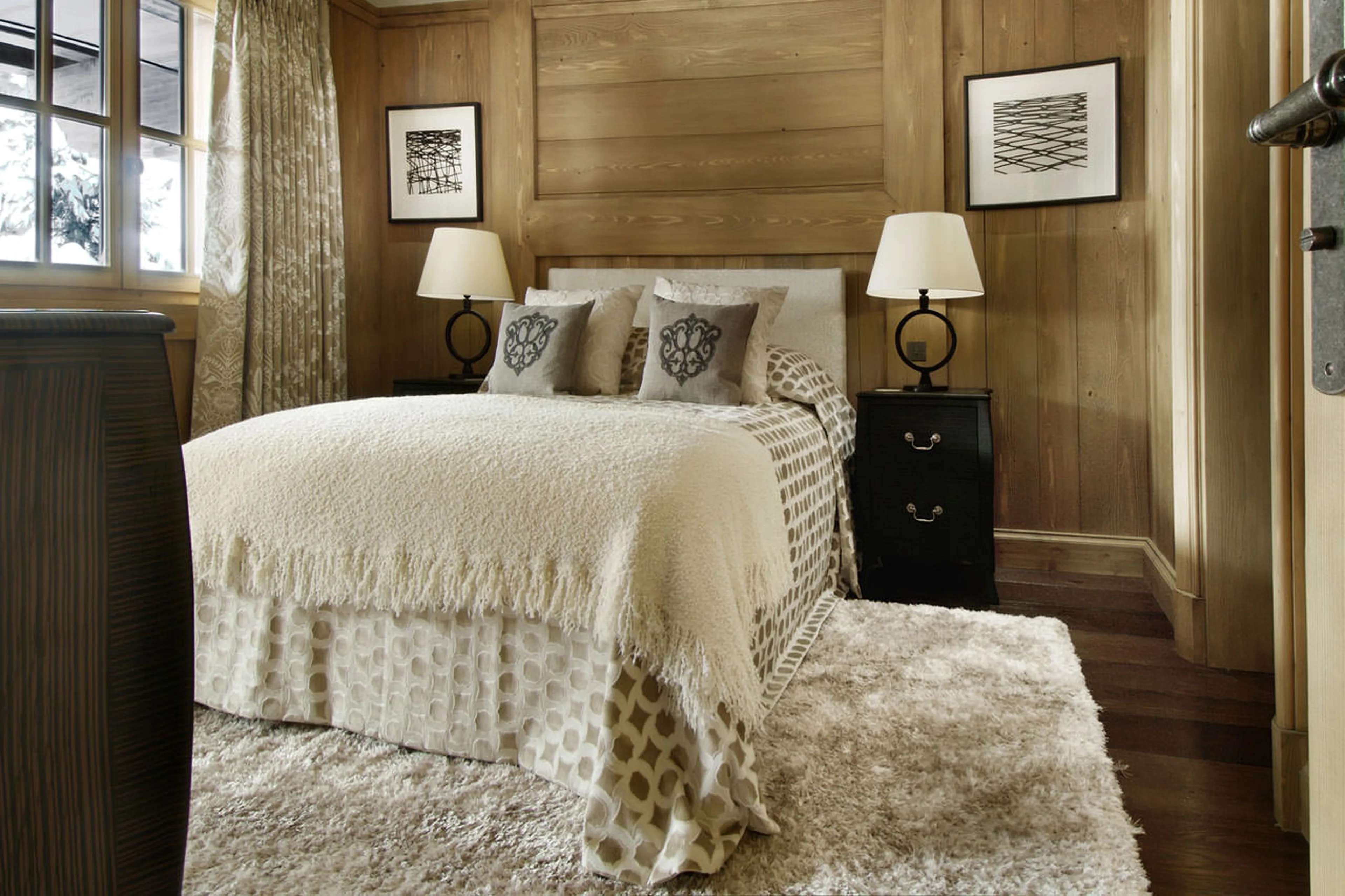 Third double bedroom in Chalet Le Blanchot in Courchevel 1850