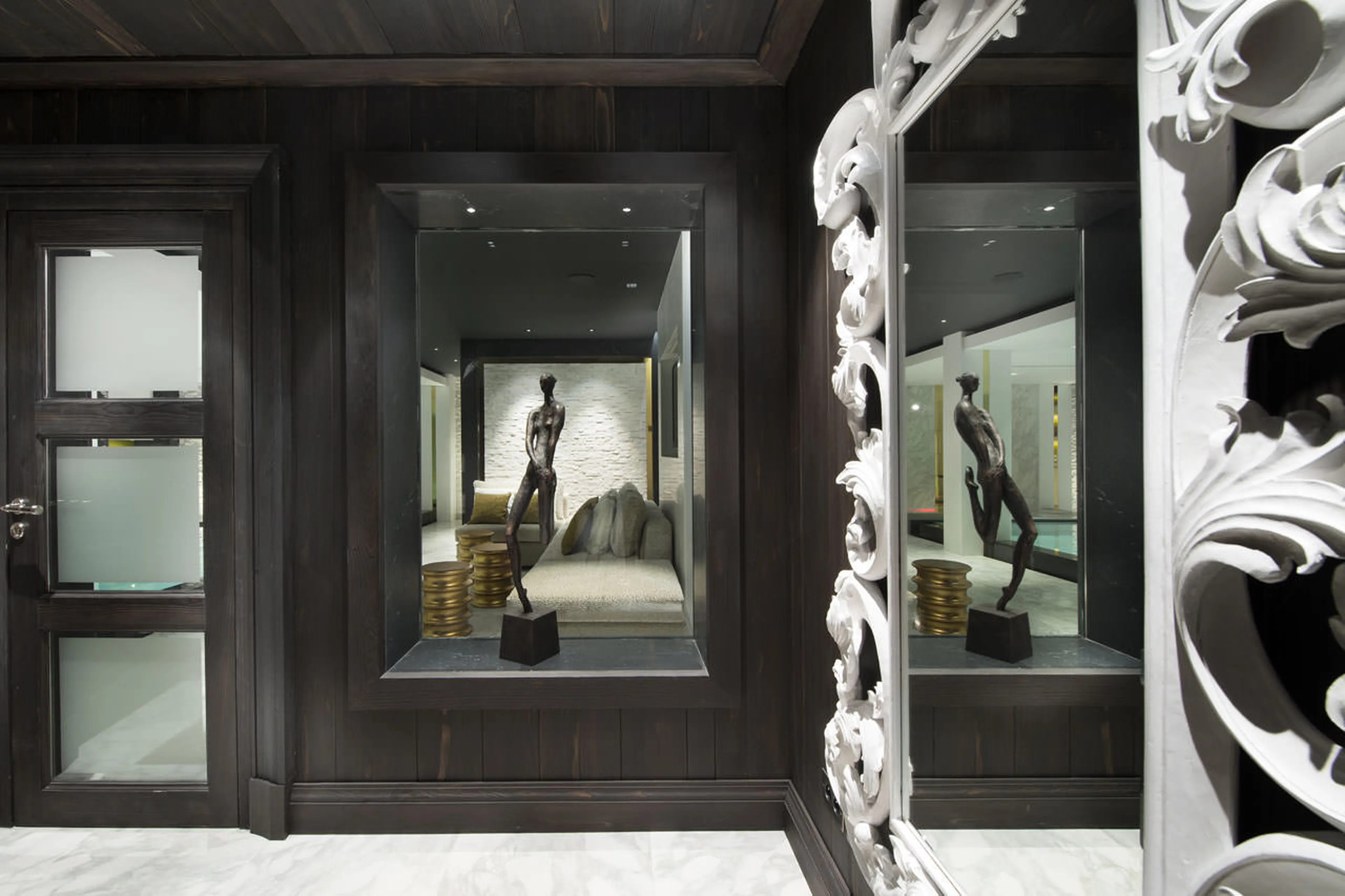 Art in Chalet Le Coquelicot in Courchevel 1850