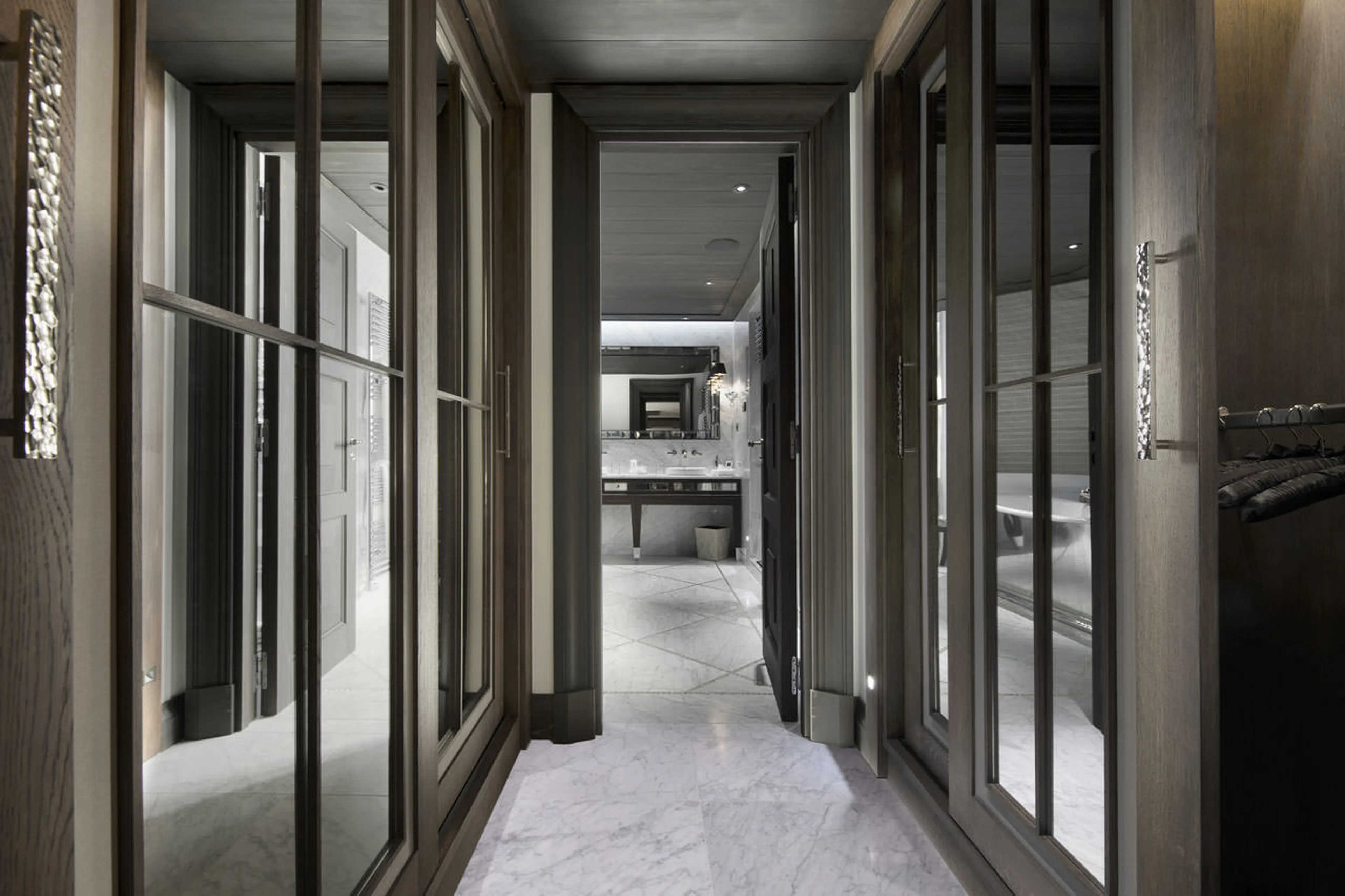 Dressing room of master bedroom in Chalet Le Coquelicot in Courchevel 1850