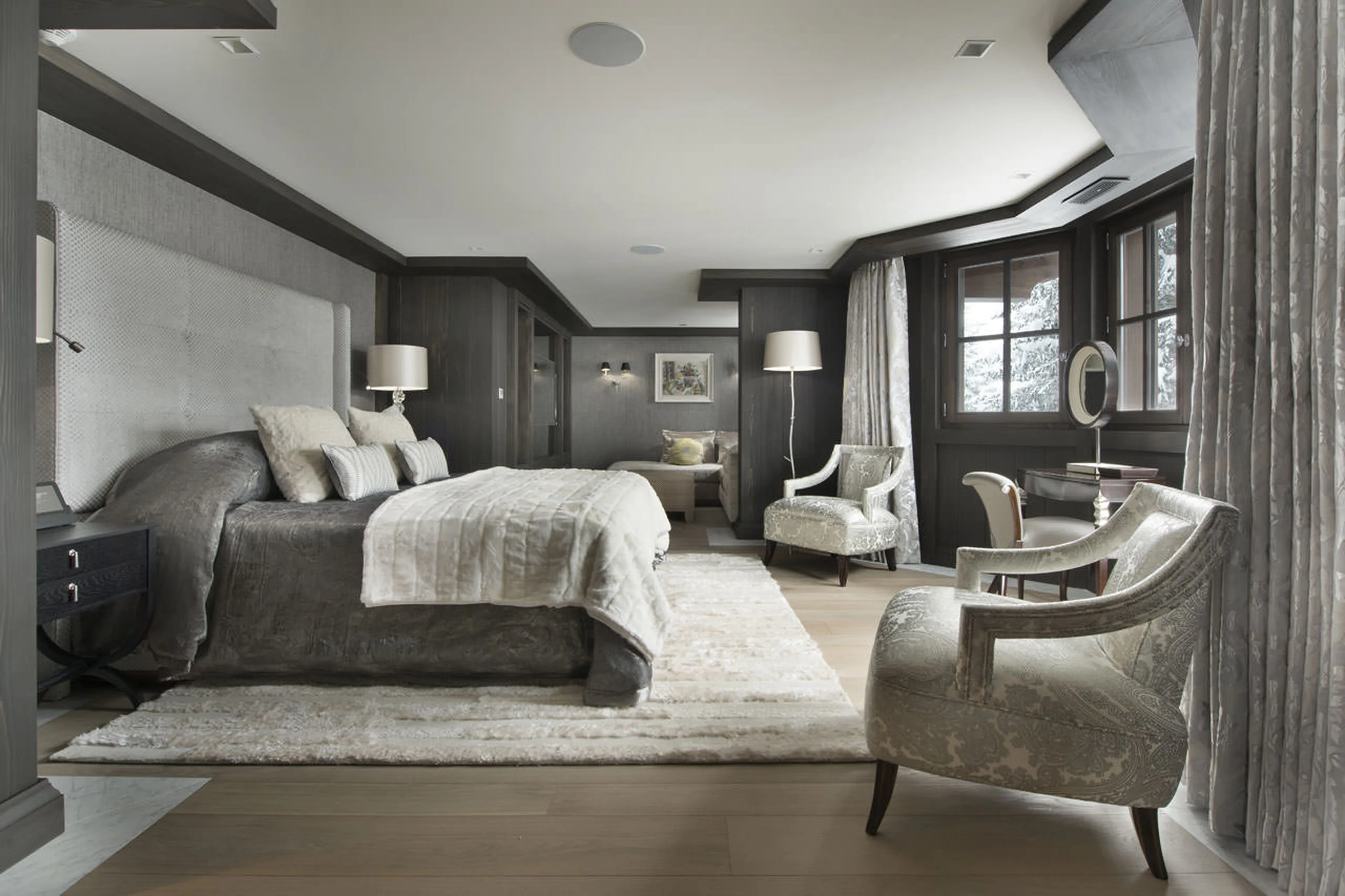 Master bedroom of Chalet Le Coquelicot in Courchevel 1850