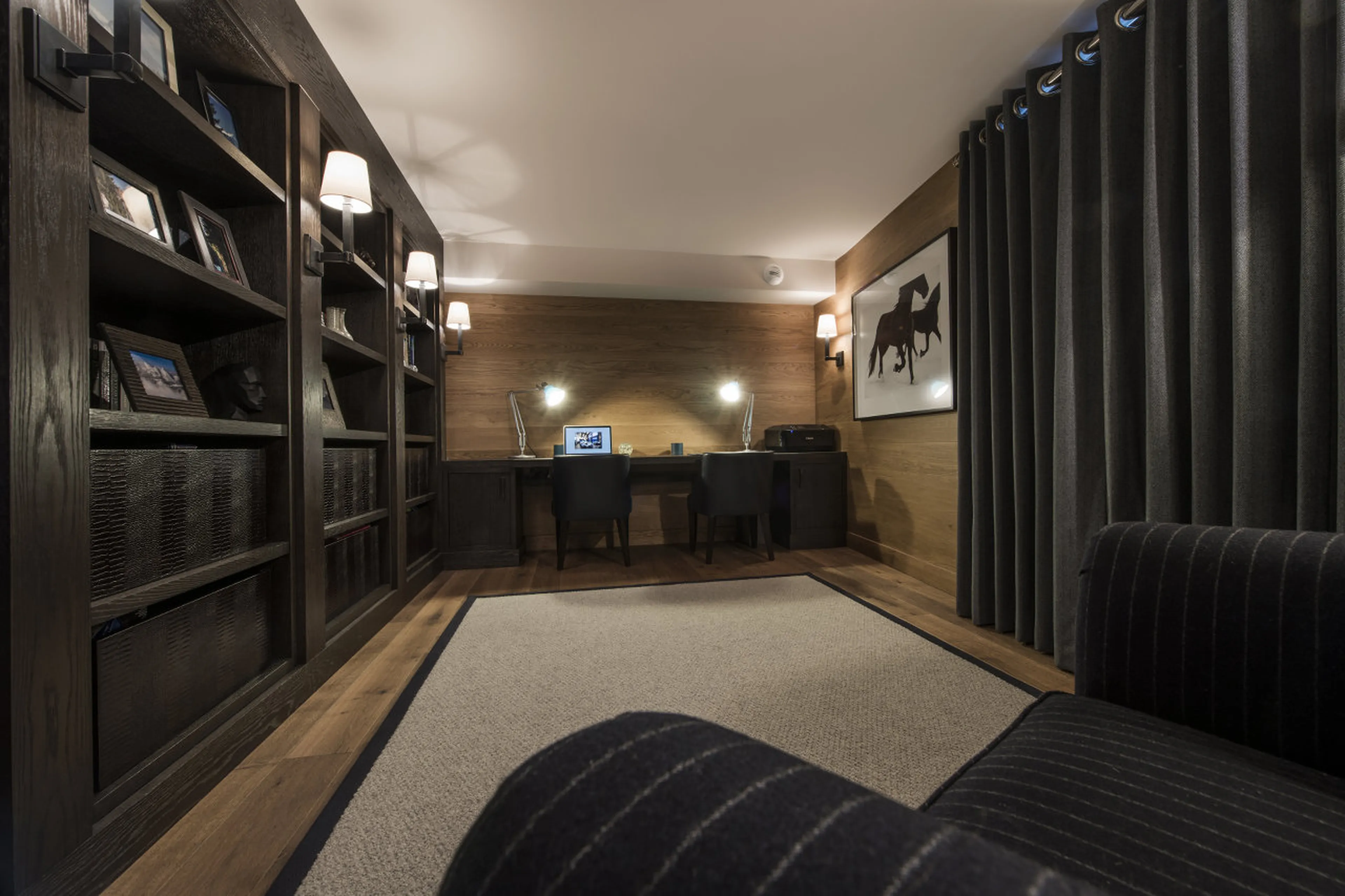 Library/study with terrace access in Chalet Le Grenier in Meribel