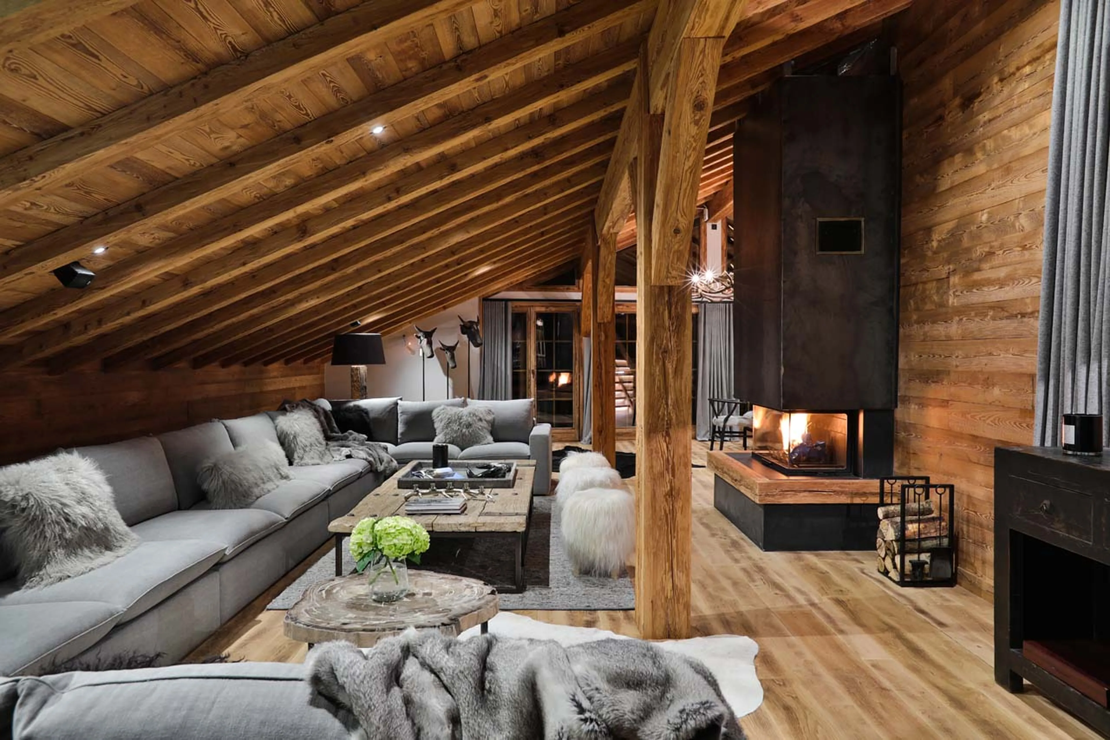 Living area at Chalet Le Moulin on Chamonix
