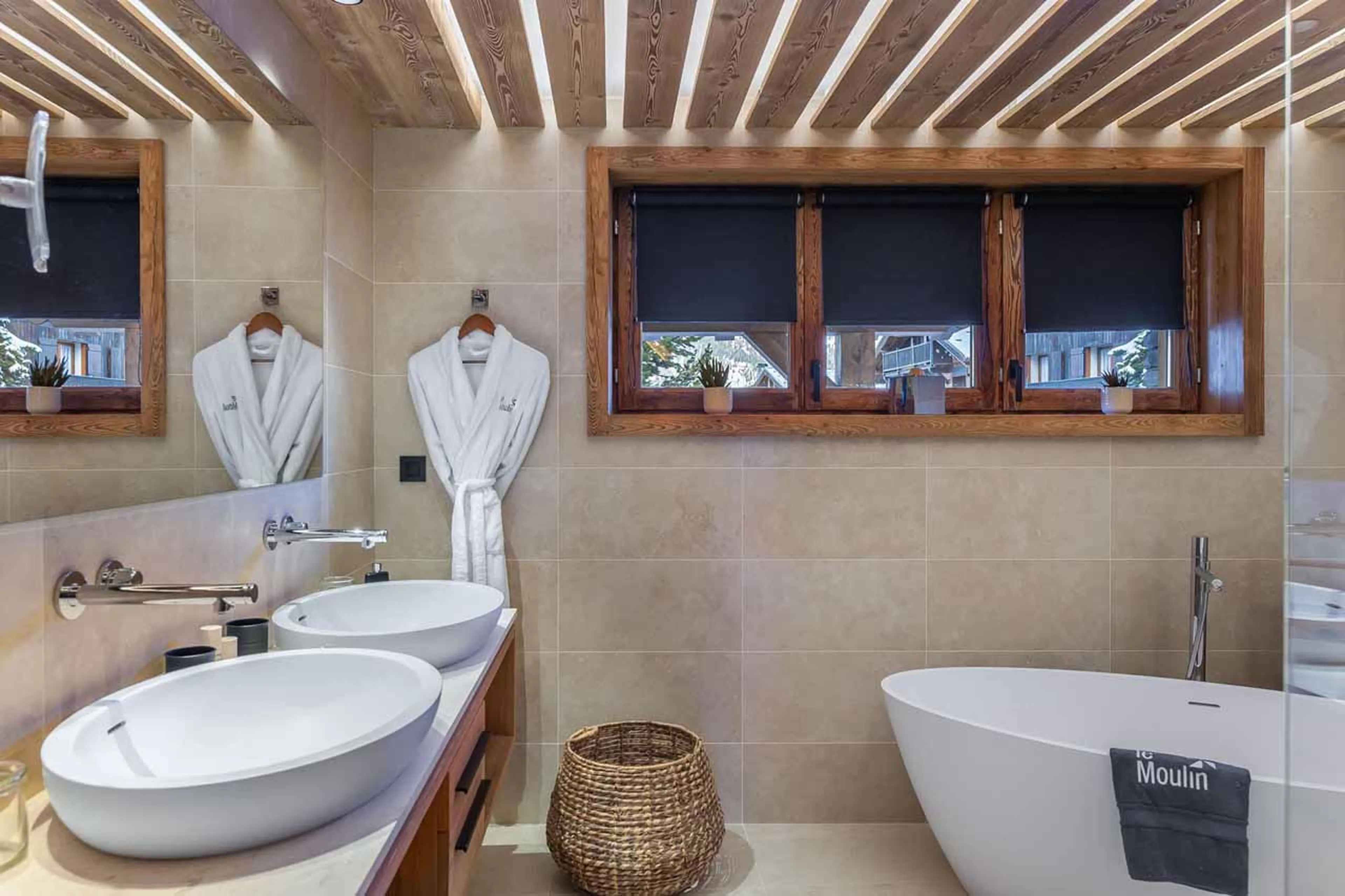 Bathroom three at Chalet Le Moulin in Courchevel Le Praz