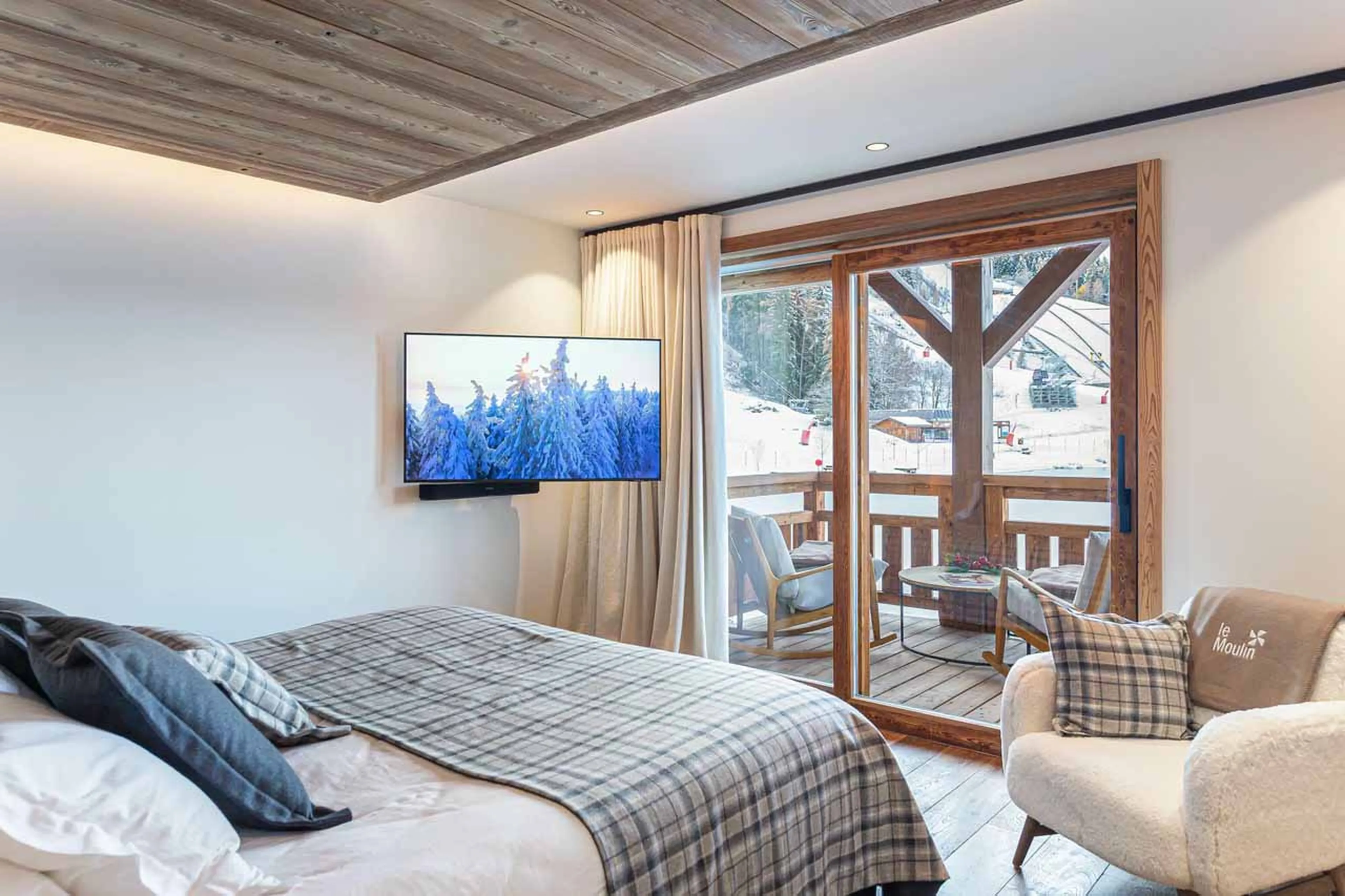 Bedroom four at Chalet Le Moulin in Courchevel Le Praz