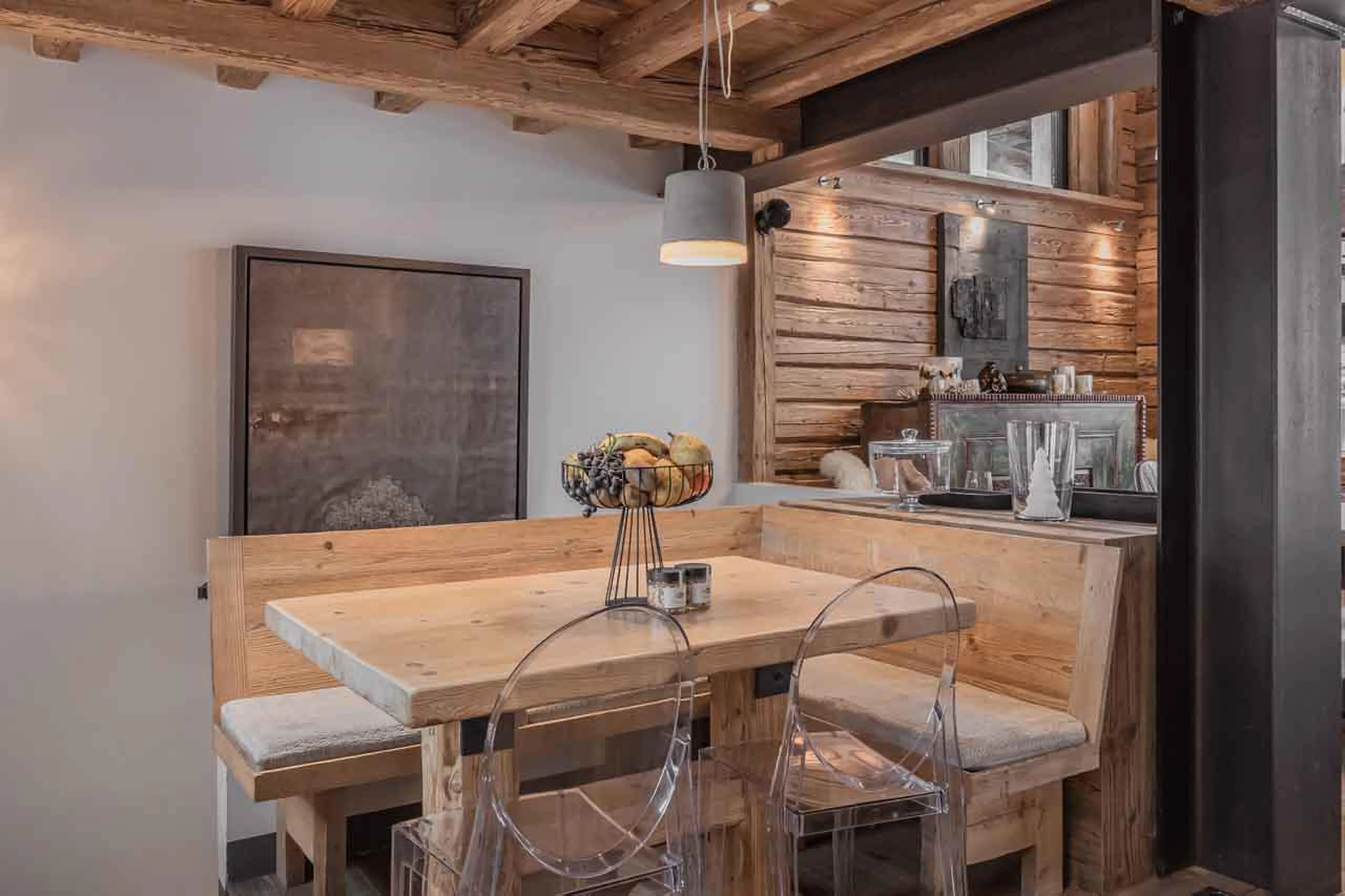 Corner table at Chalet Le Papillon in Val d'Isere