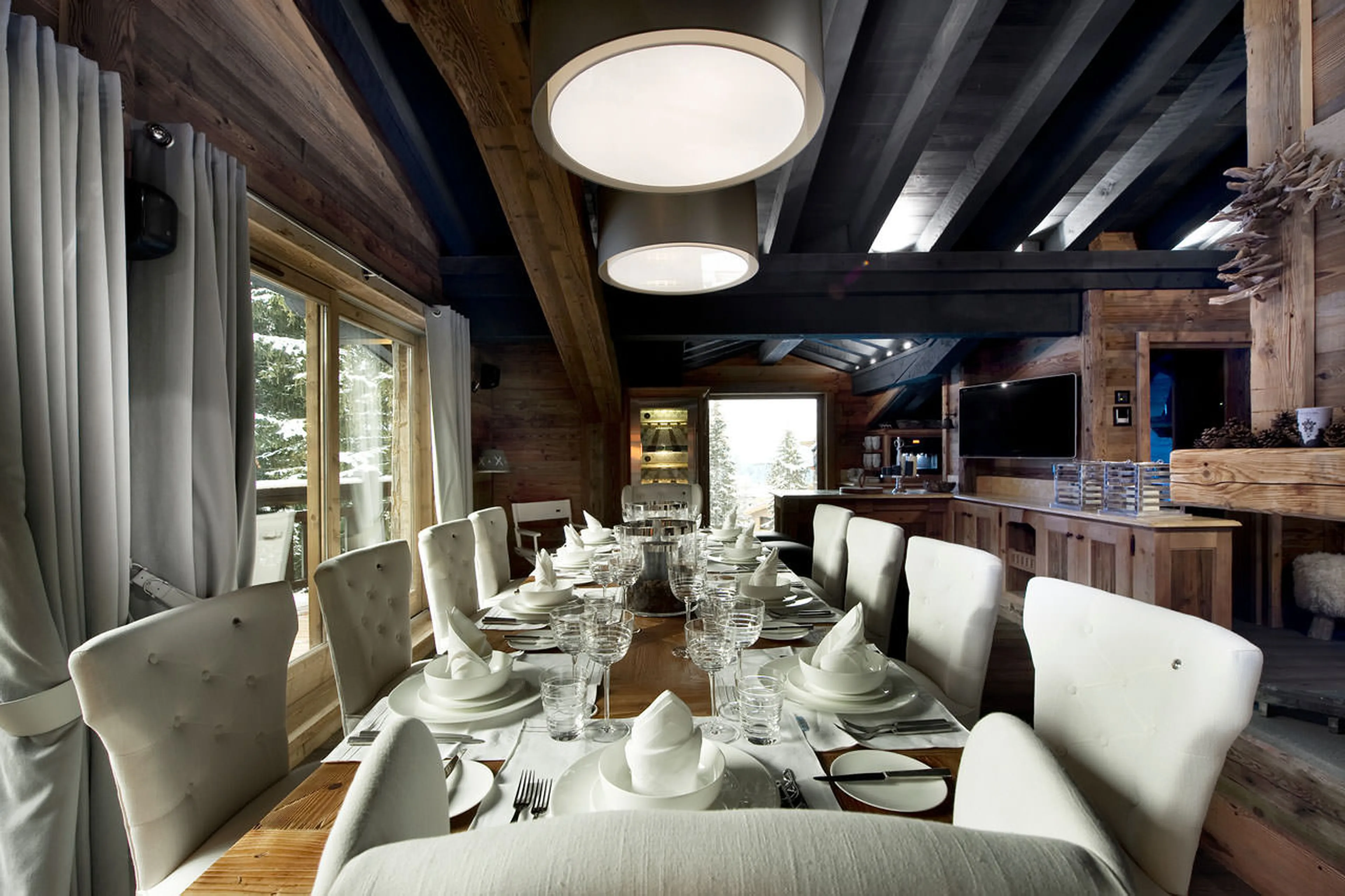 Dining table for 14 in Chalet Le Petit Chateau in Courchevel 1850