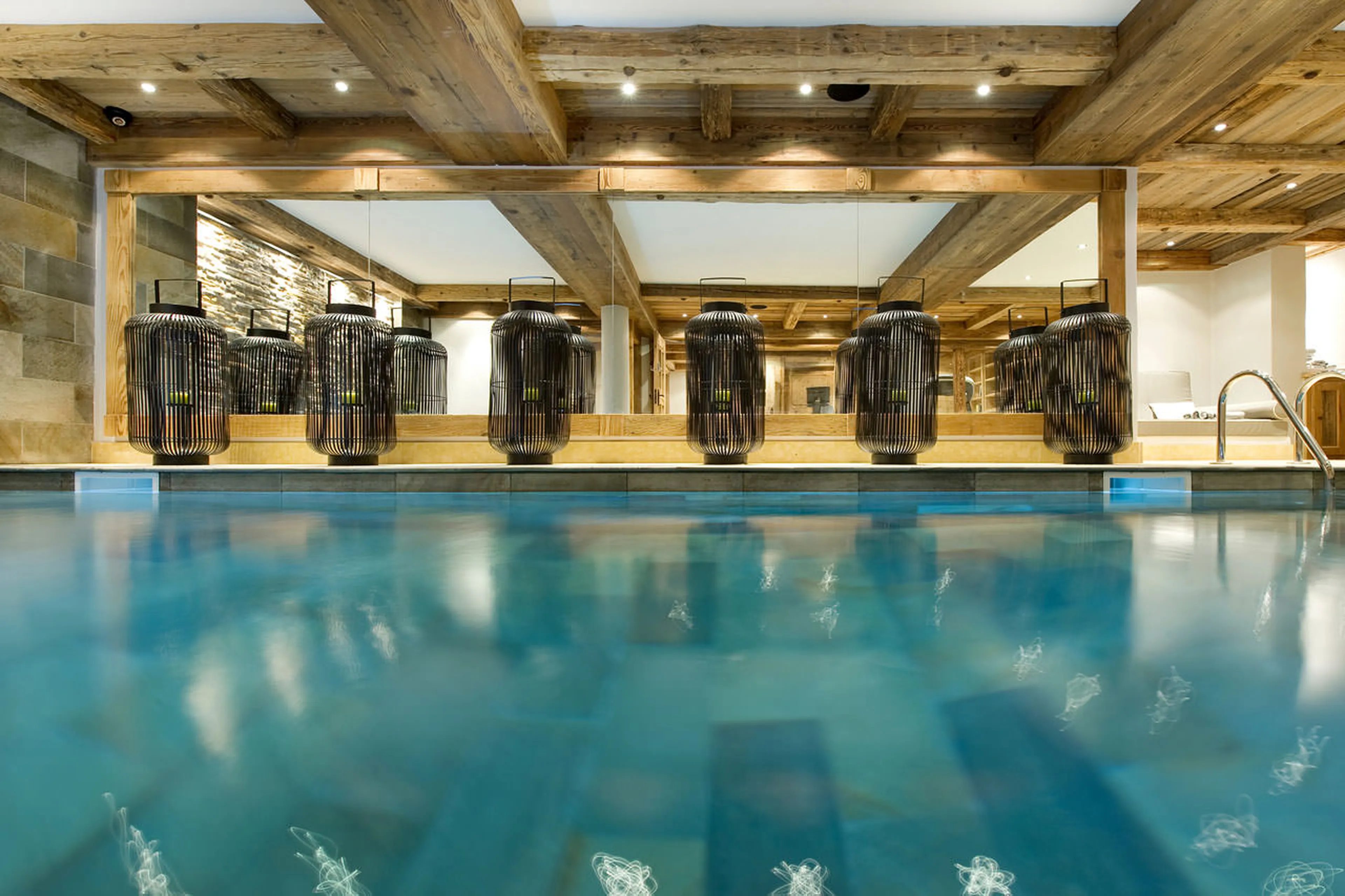 Indoor swimming pool in the spa of Chalet Le Petit Chateau in Courchevel 1850