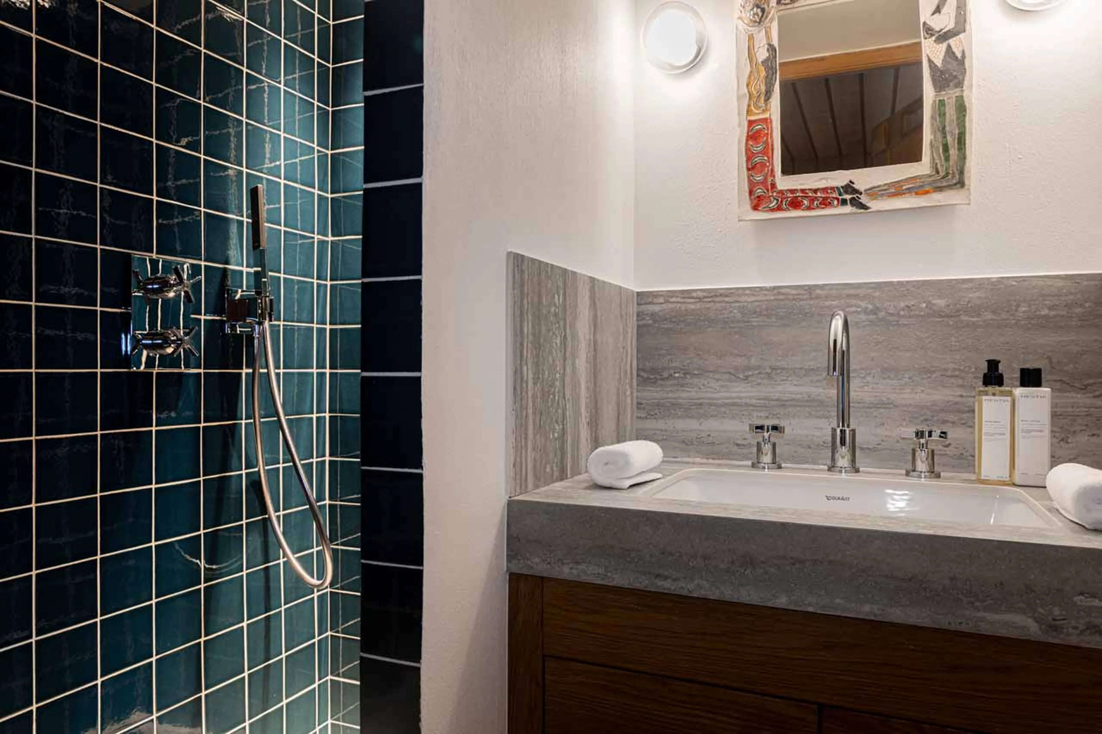 Bedroom 8 en-suite at Chalet Le Sarto in Megeve