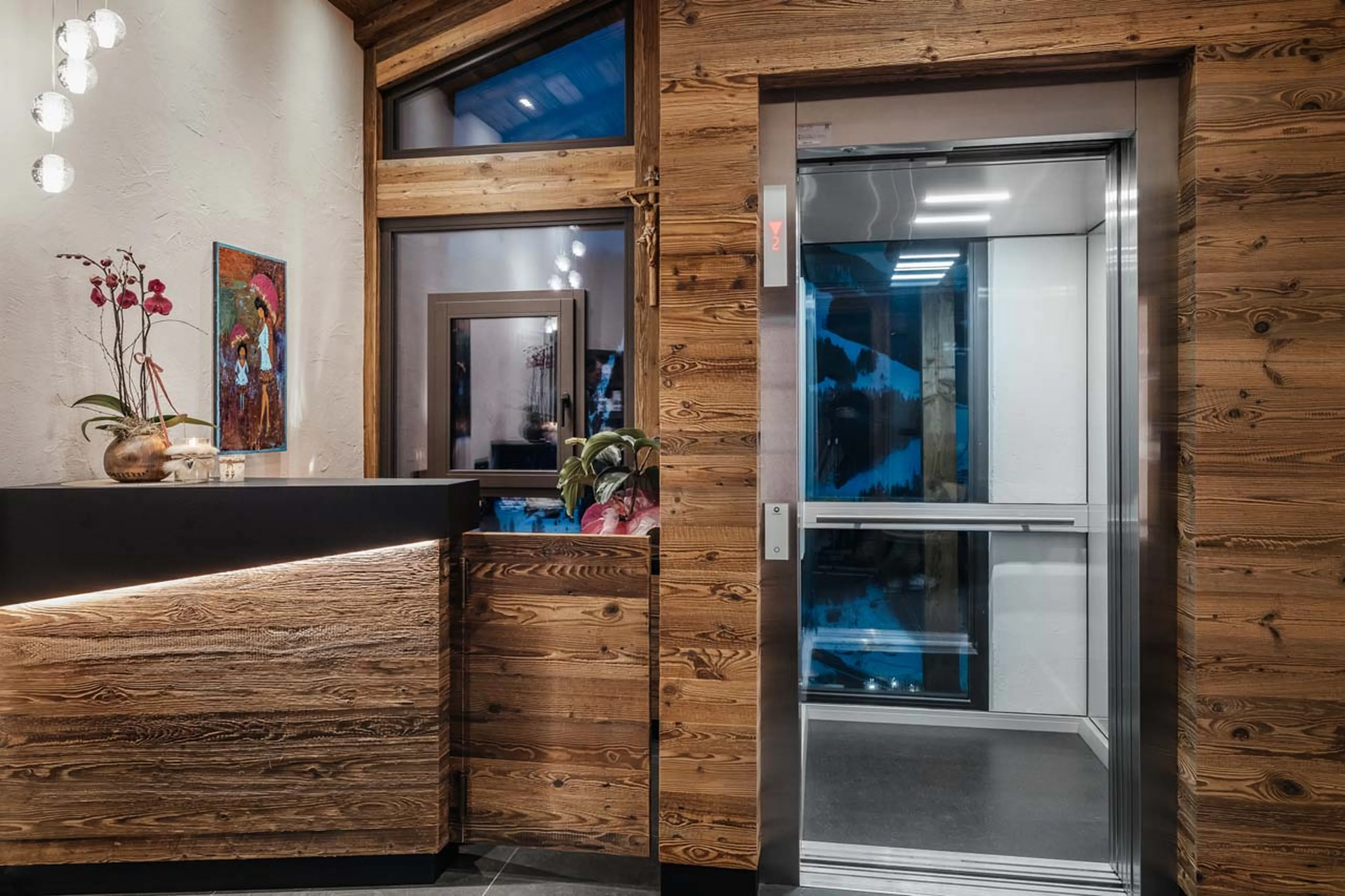 Lift in Chalet Lefiro, Val Gardena