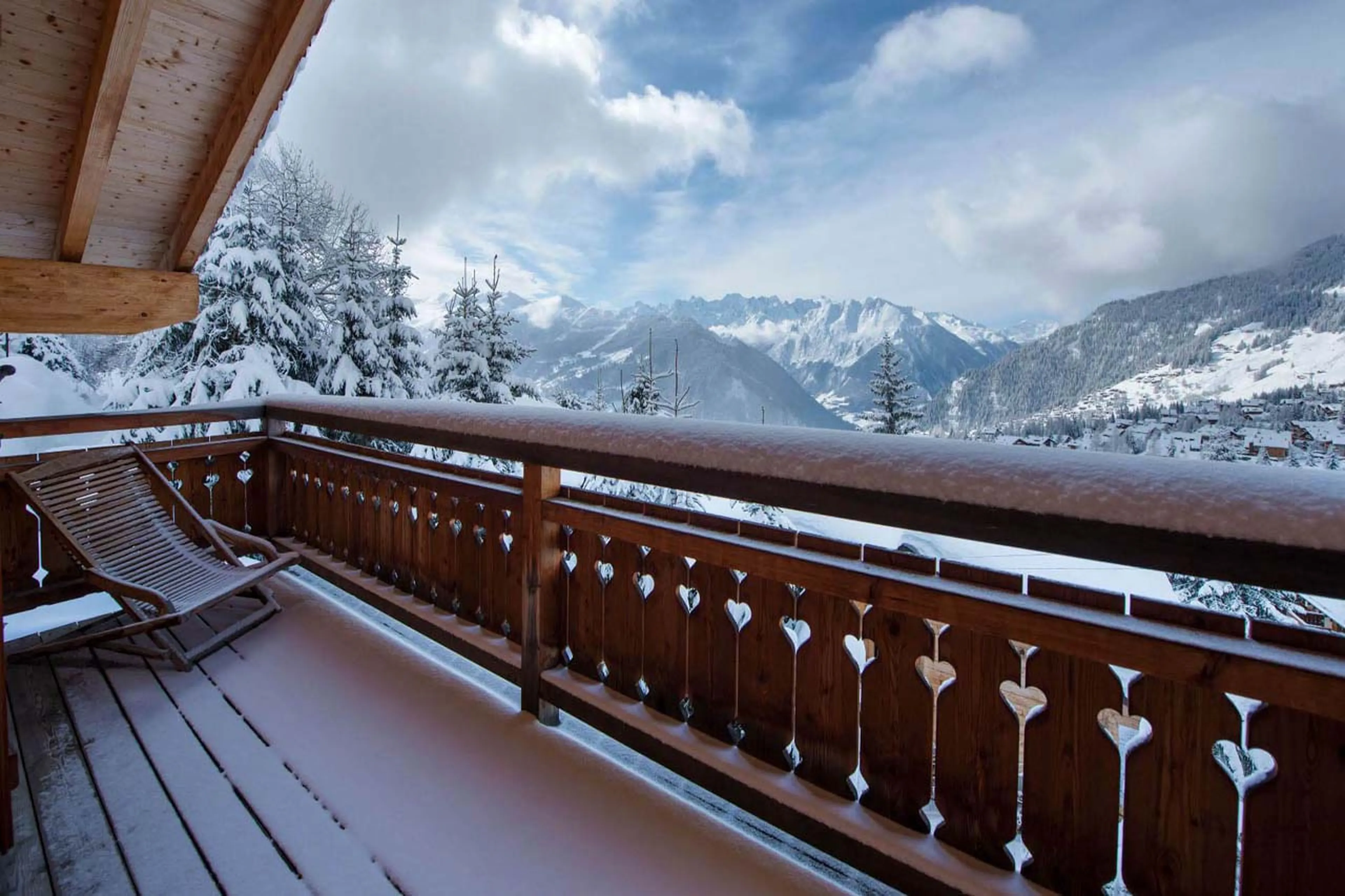 Balcony of Chalet Les Attelas in Verbier