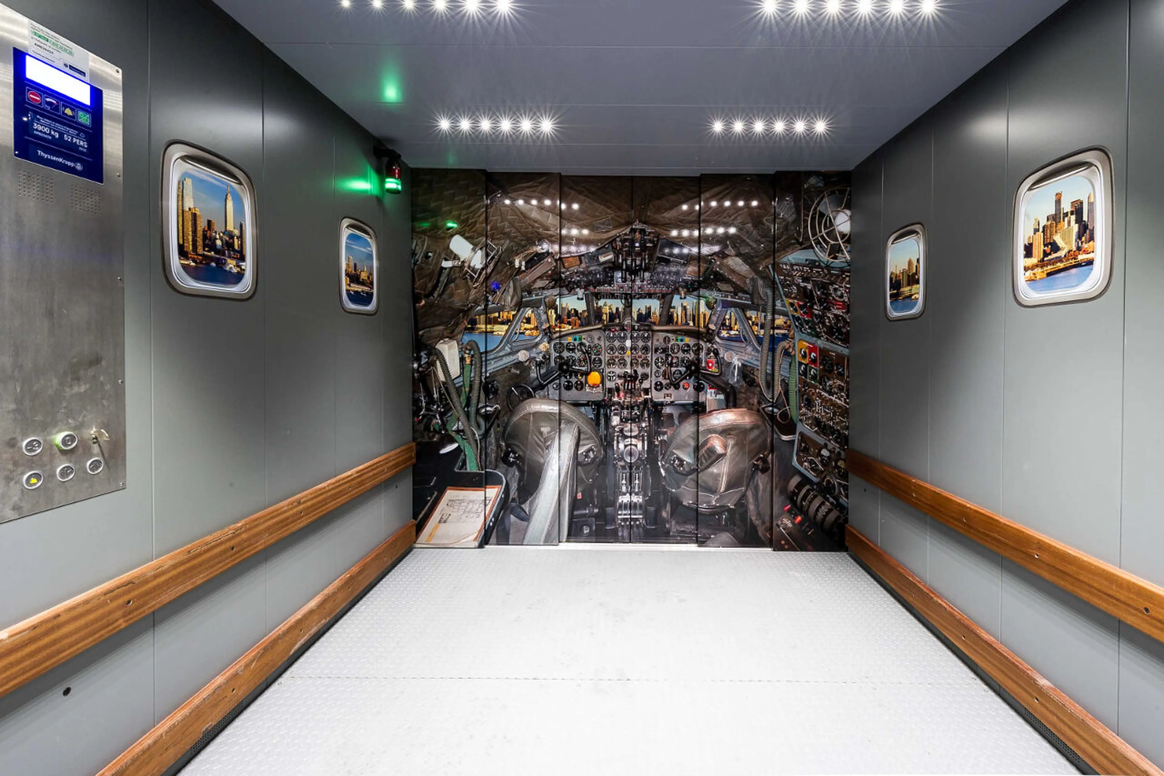 Lift taking cars to the underground garage in Chalet Les Bastidons  in Courchevel 1850