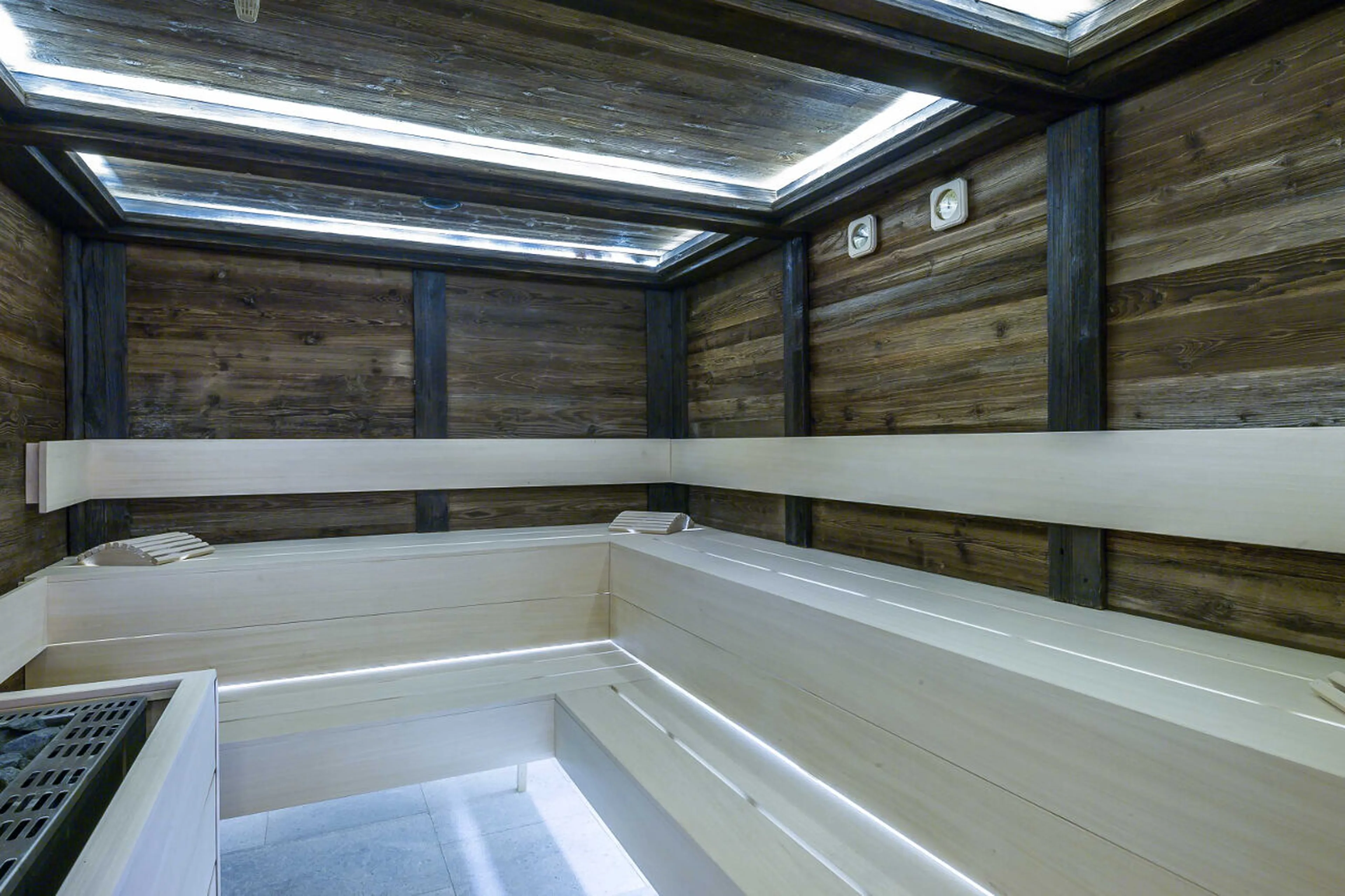 Modern sauna in Chalet Les Bastidons  in Courchevel 1850