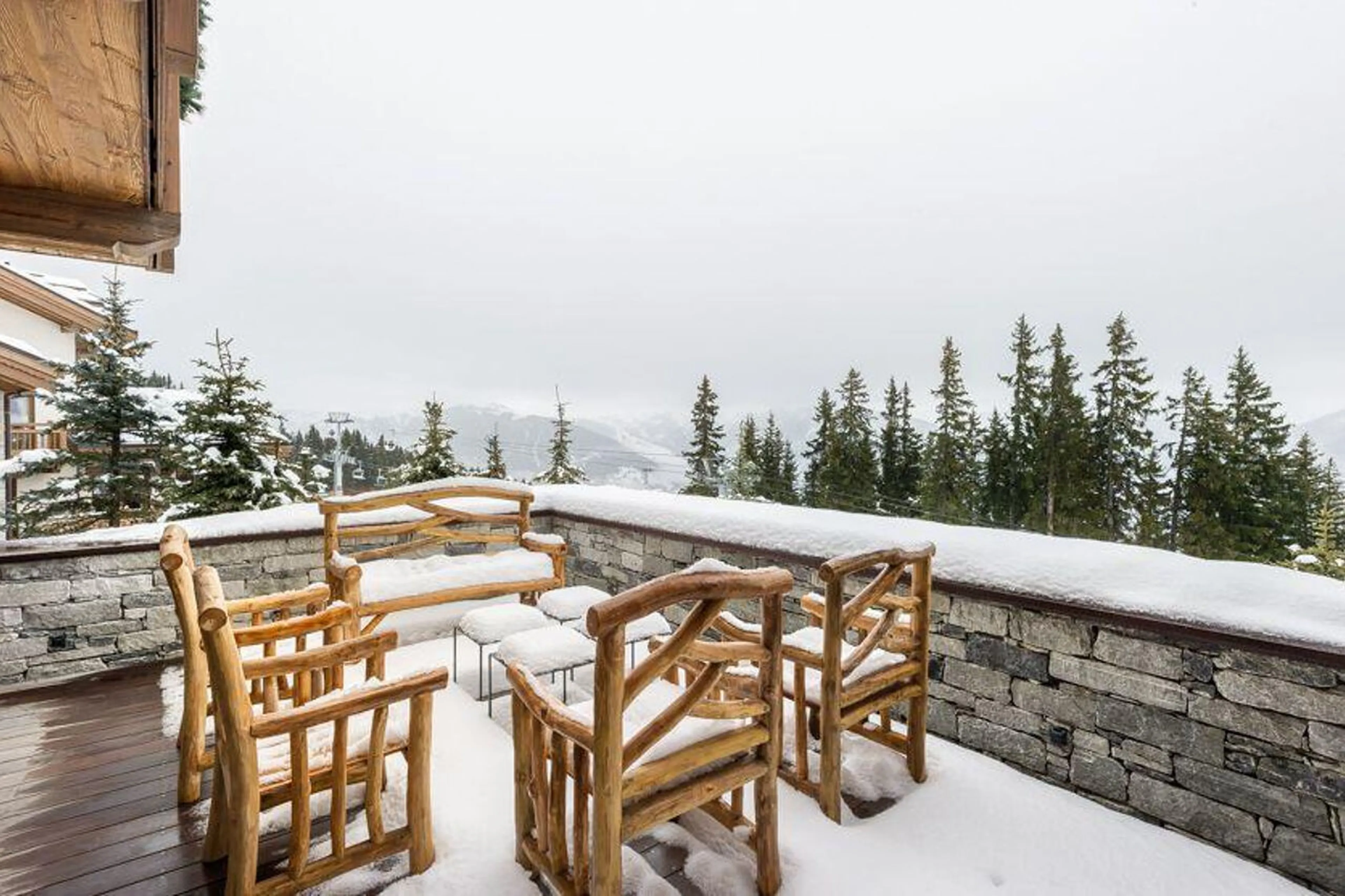 Furnished outdoor terrace of Chalet Les Bastidons  in Courchevel 1850