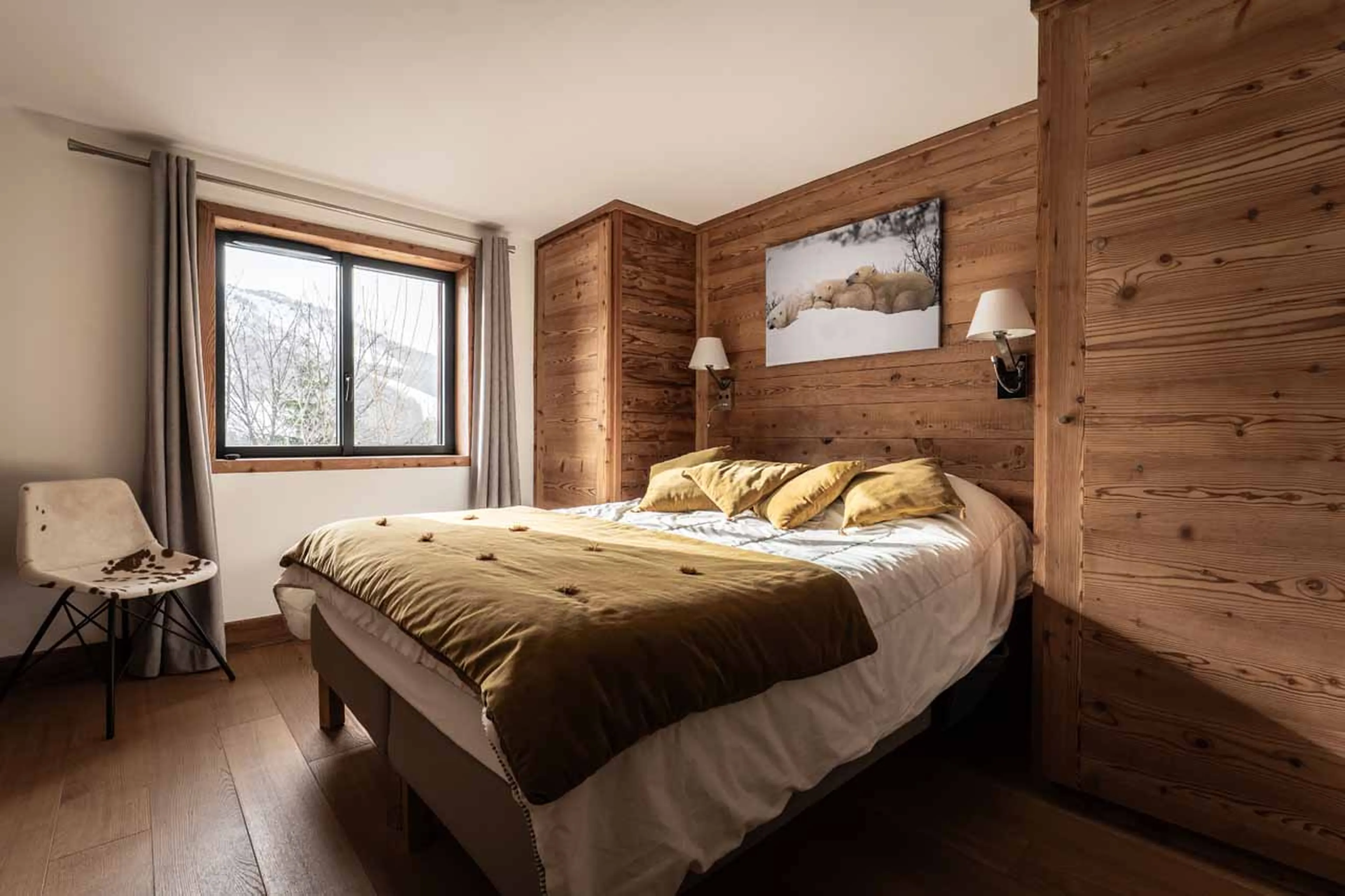 Bedroom 1 at Chalet Les Clarines d'Or in Courchevel 1650