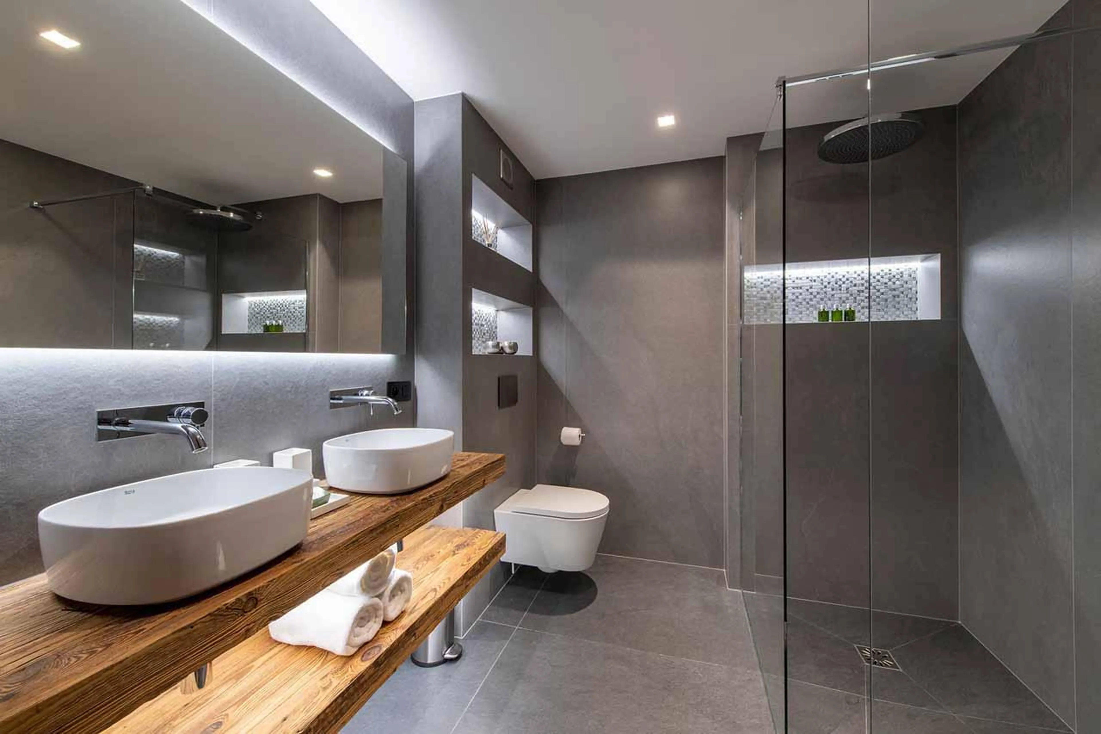 Shower room at Chalet les Sapins in Les Gets