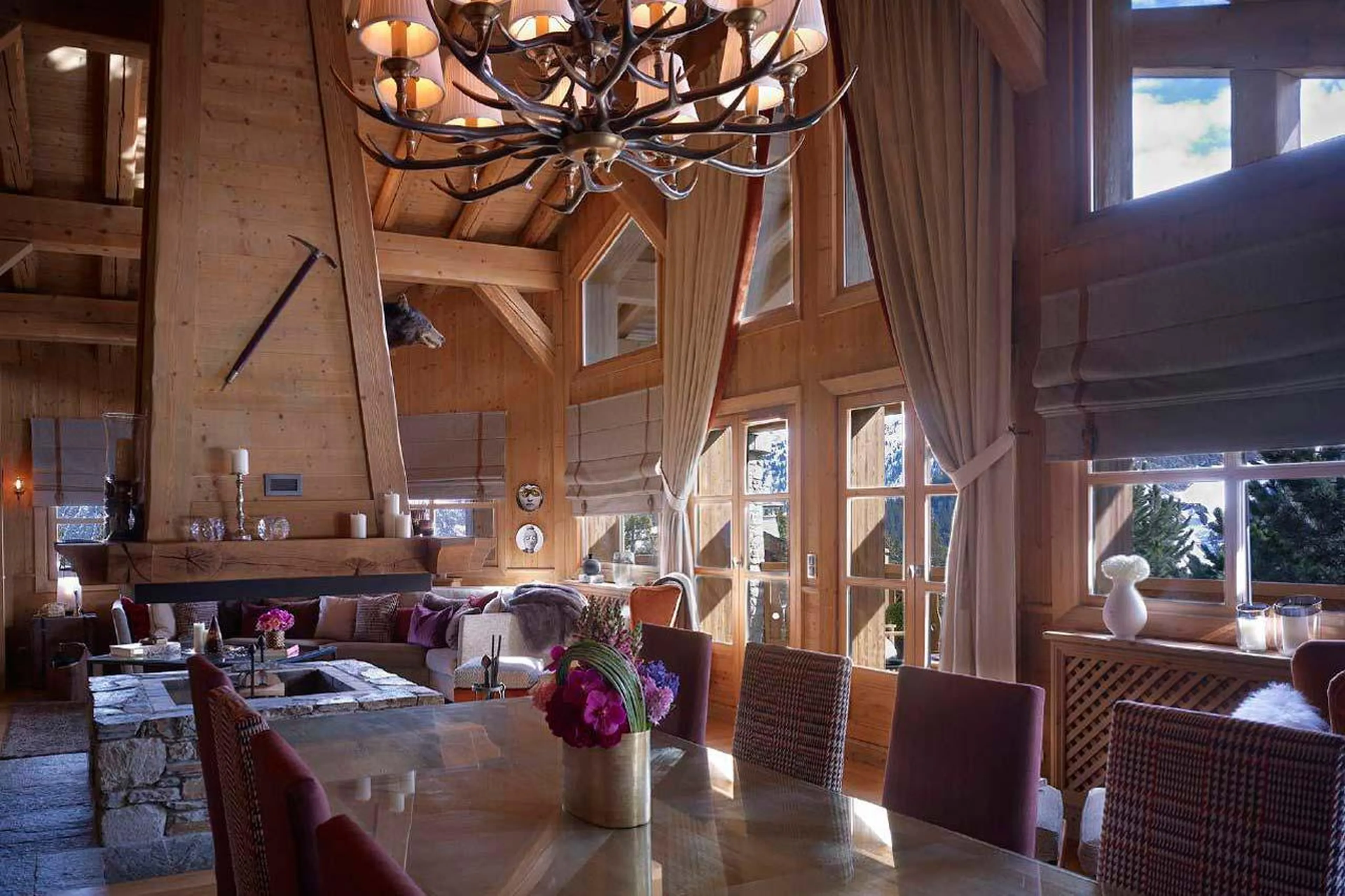 Dining table at Chalet Les Sorbiers in Courchevel 1850