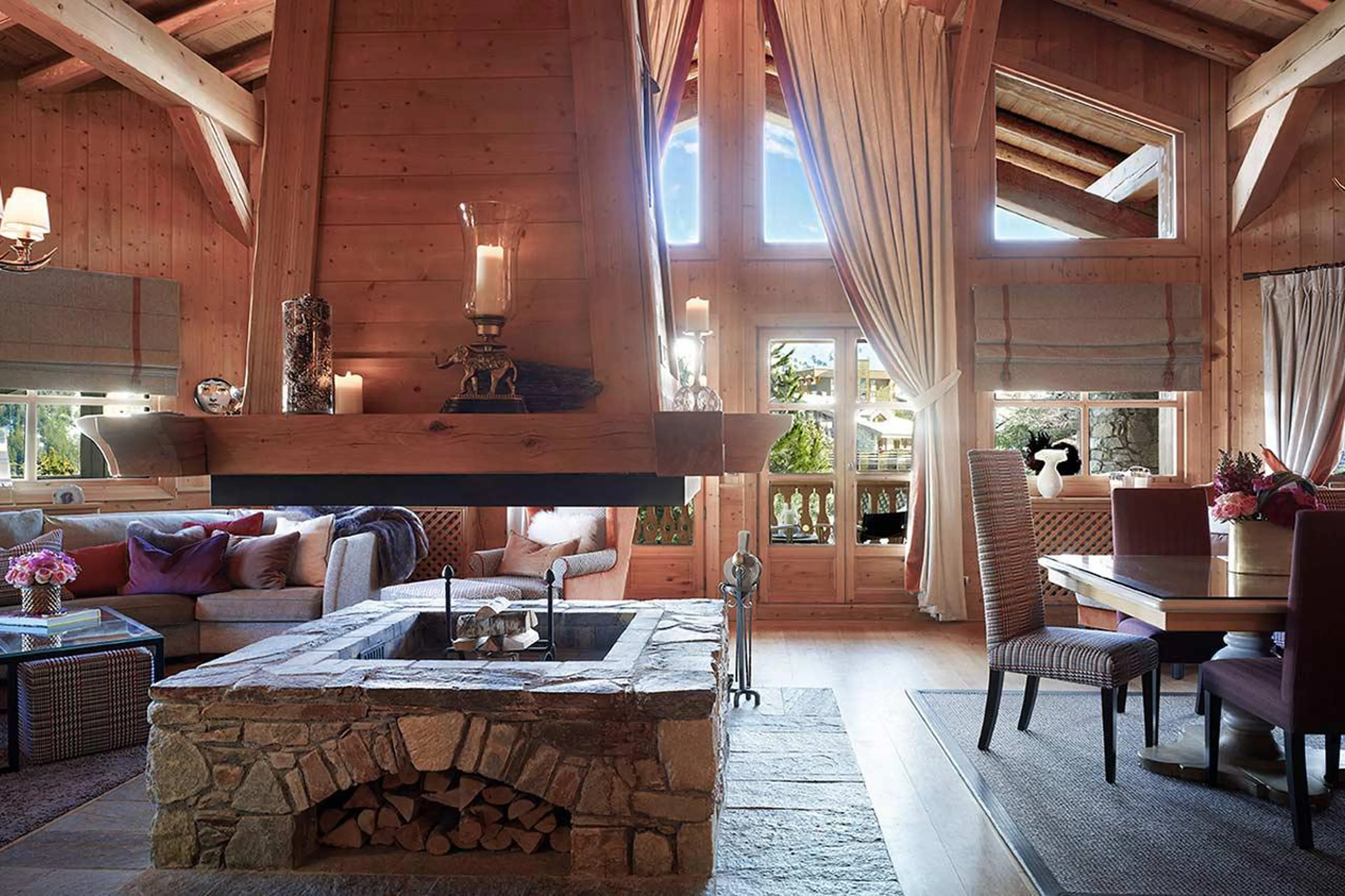 Open fireplace in Chalet Les Sorbiers in Courchevel 1850