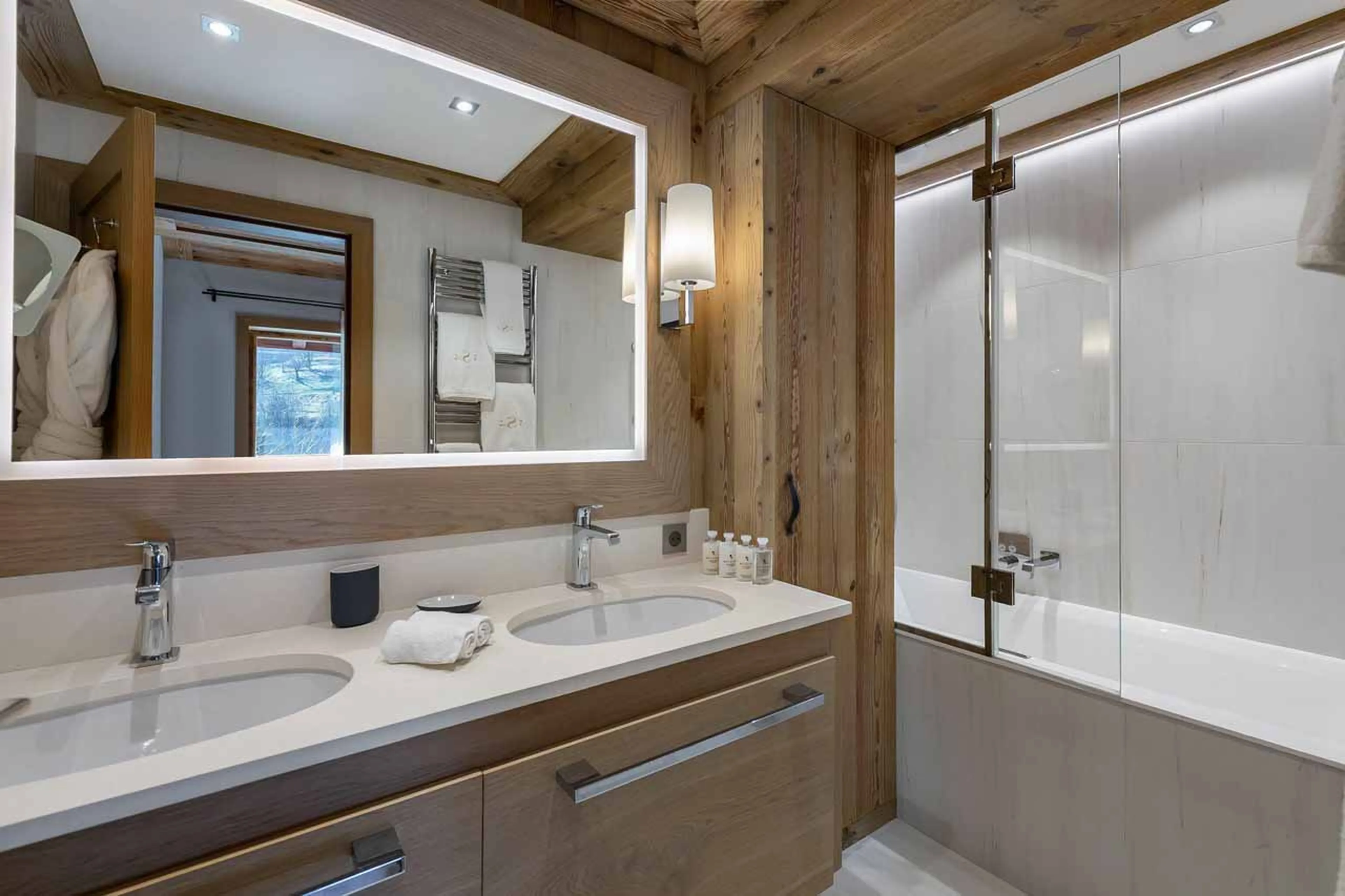 Bathroom at Chalet Les Sorbiers in Meribel