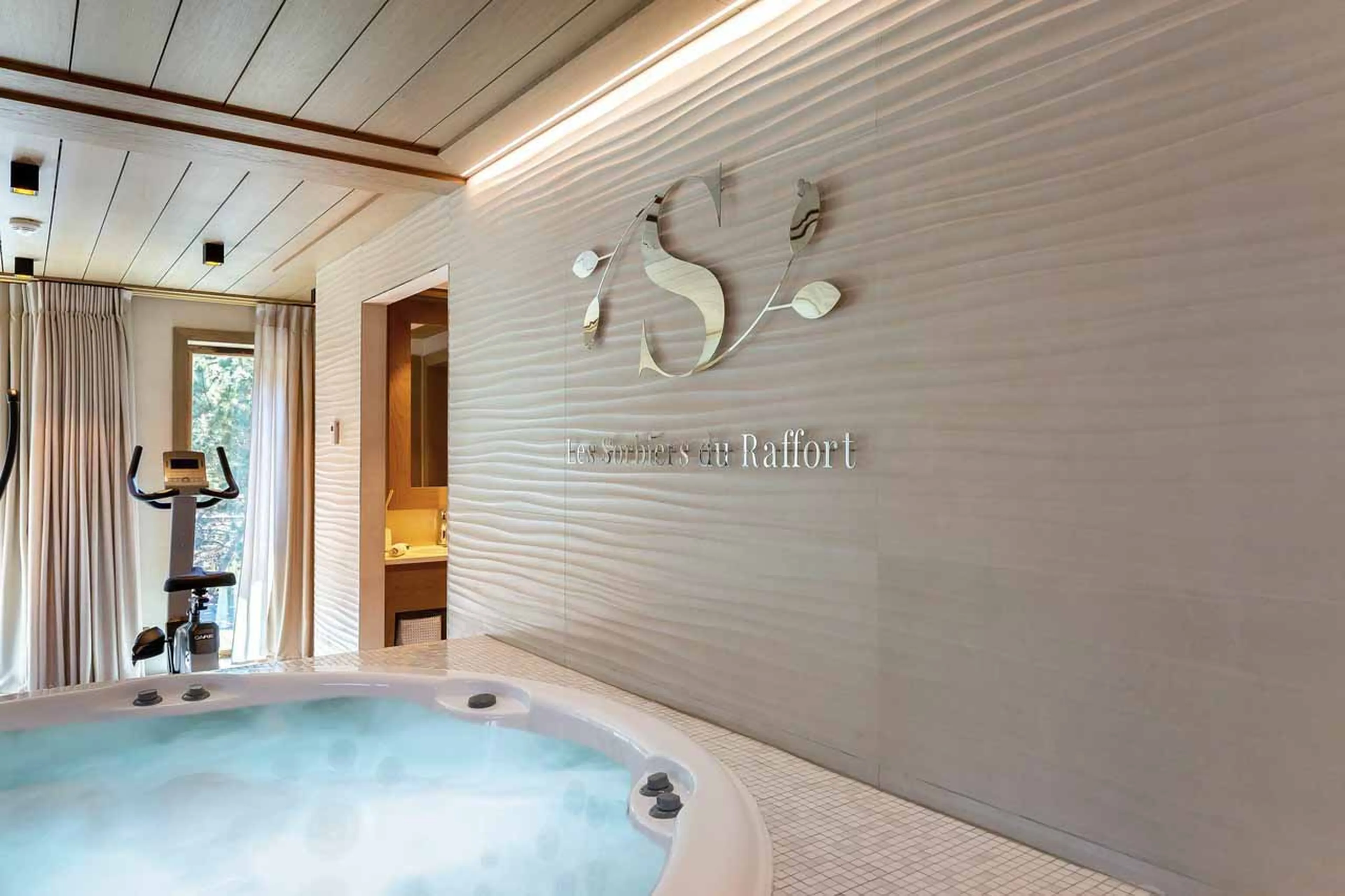 Indoor Jacuzzi at Chalet Les Sorbiers in Meribel