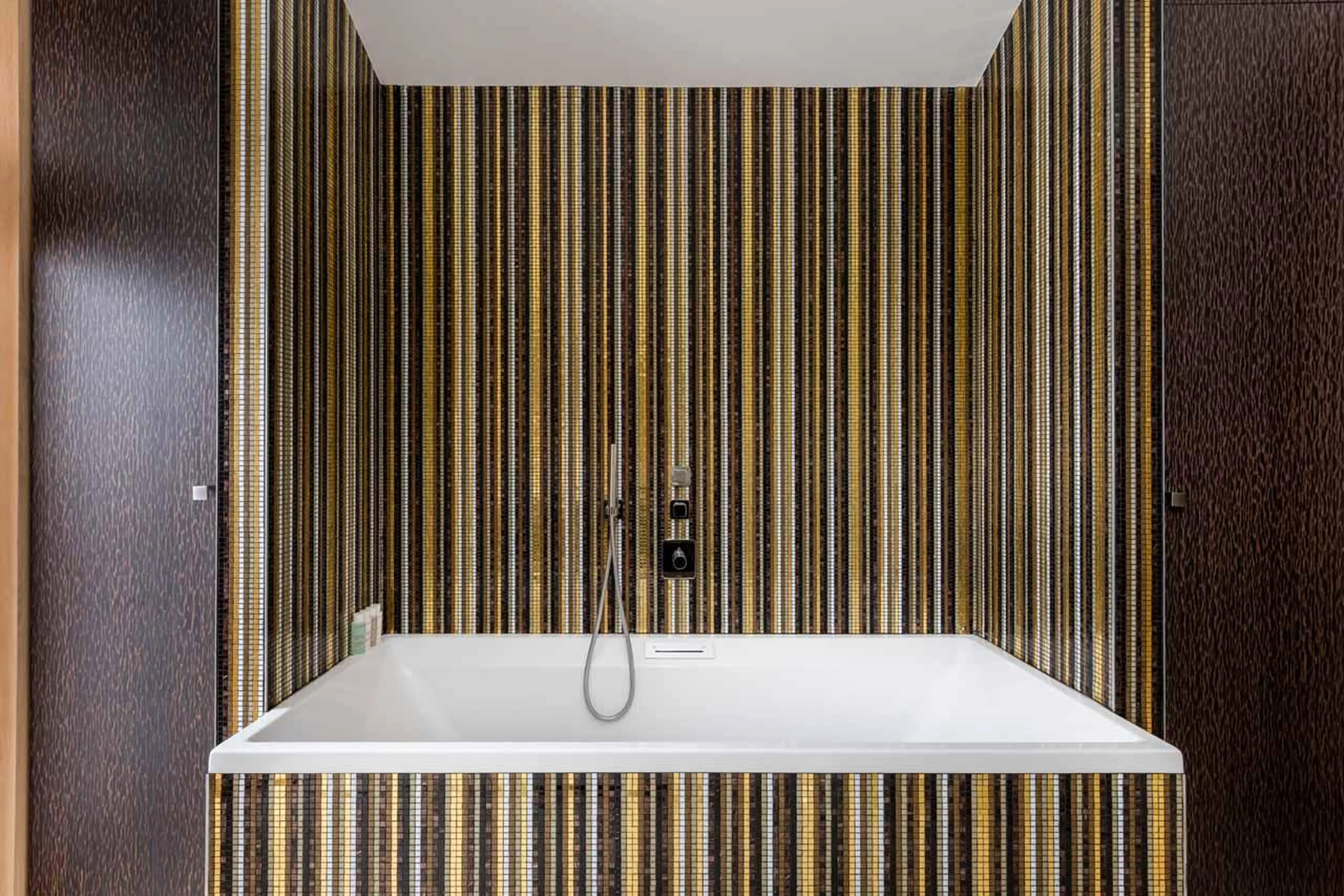 Colourful en suite bathroom in Chalet Licorne in Courchevel 1650