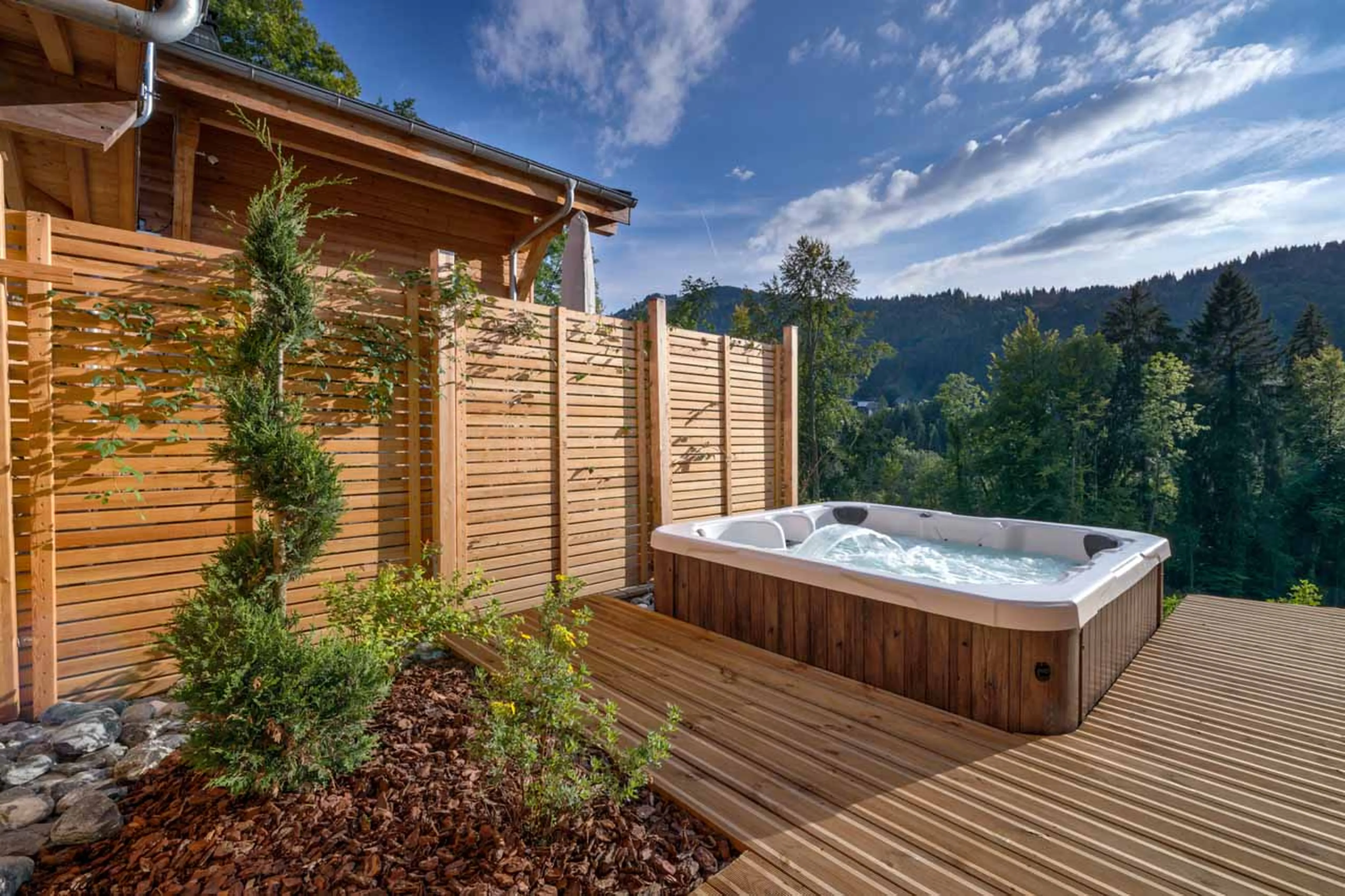 Hot tub at Chalet Lorne in Morzine