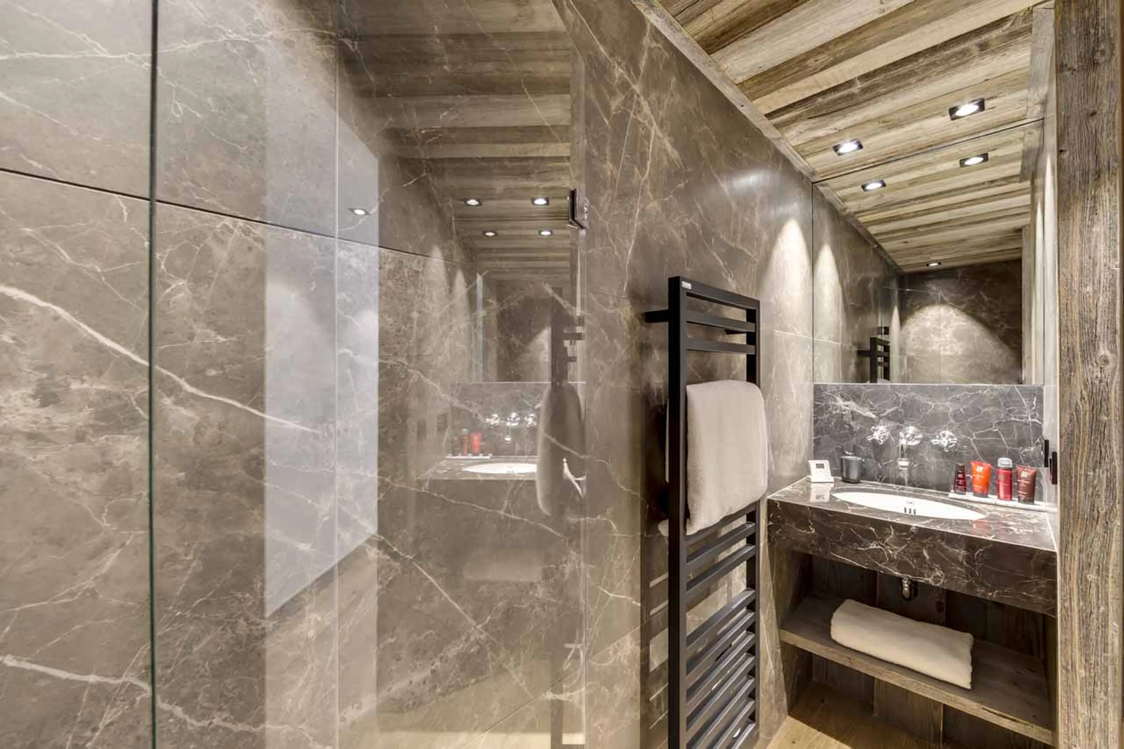 Bedroom 4 ensuite at Chalet Loup in Val d'Isere