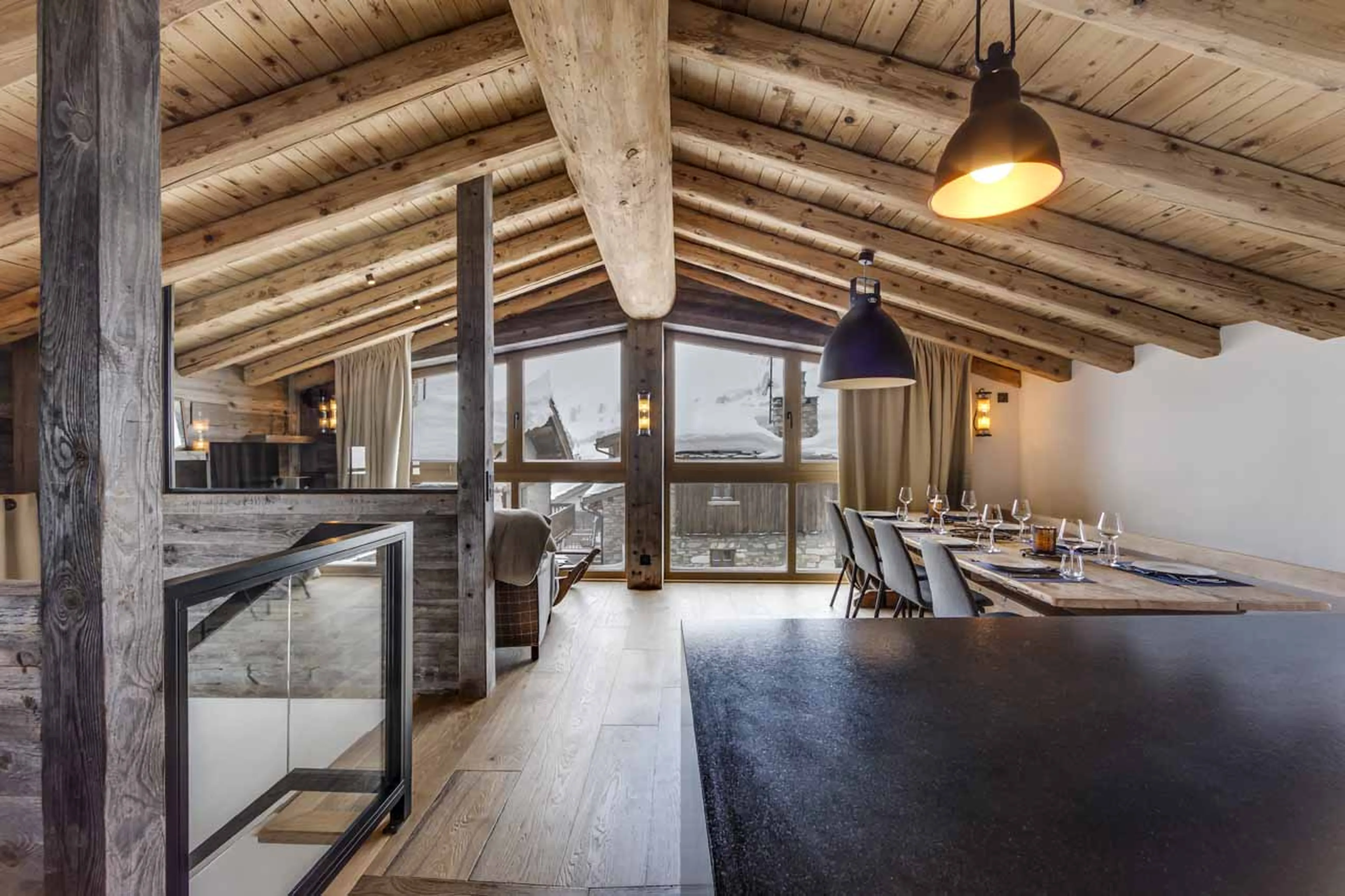Open plan living at Chalet Loup in Val d'Isere