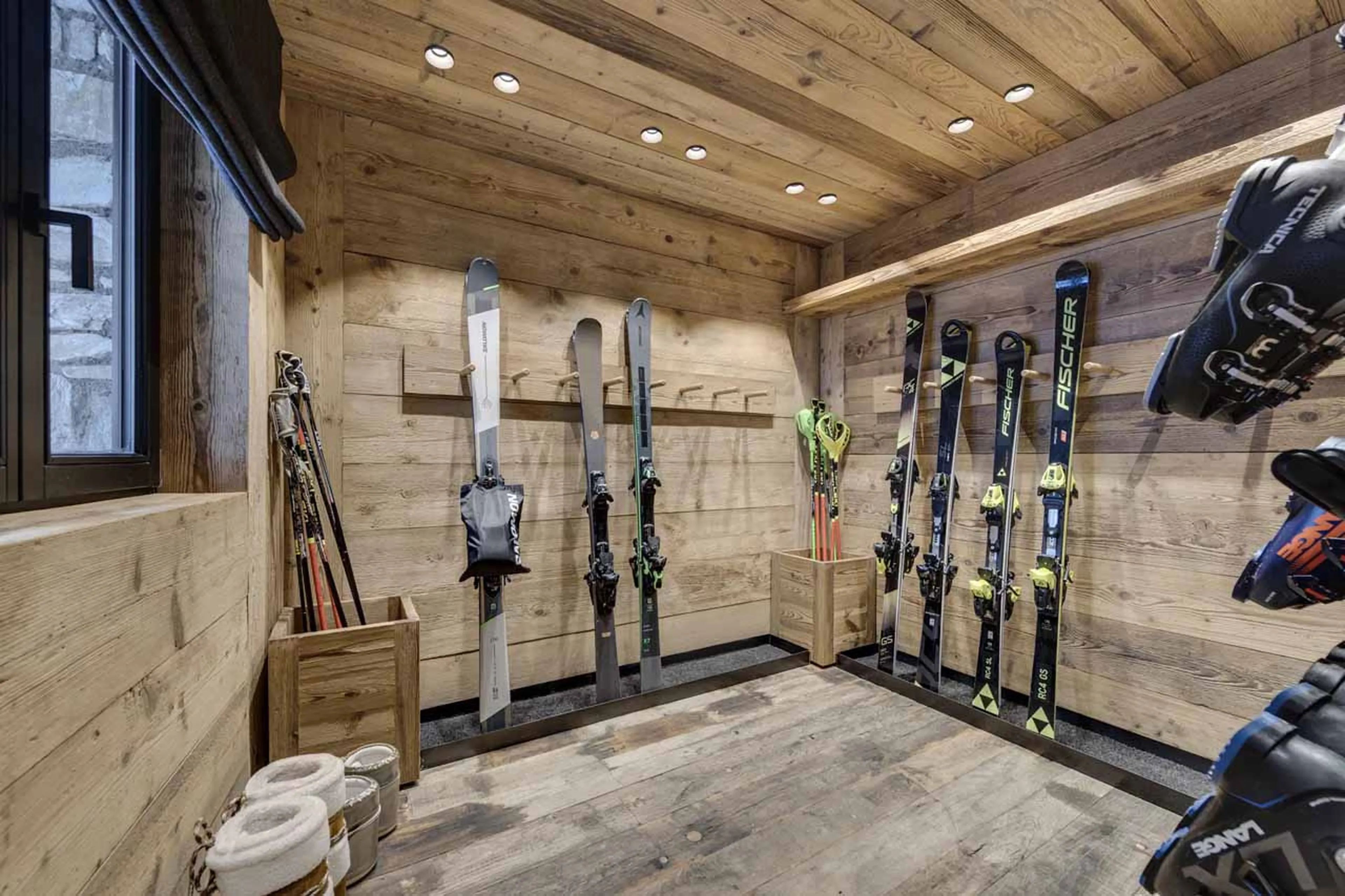 Ski room at Chalet L'Ours Blanc in Val d'Isere