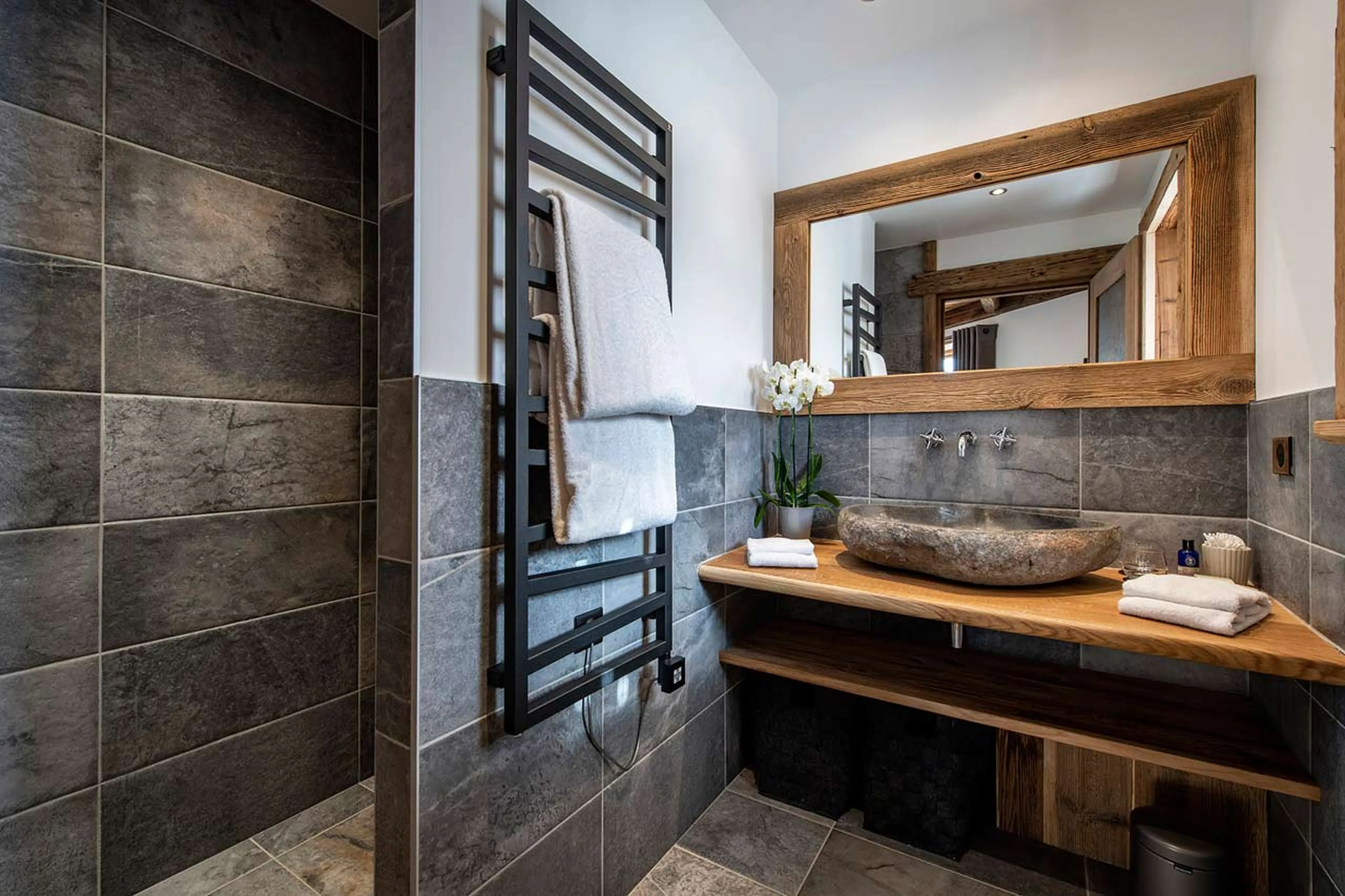 Bathroom five at Chalet Machapuchare in Val d'Isere