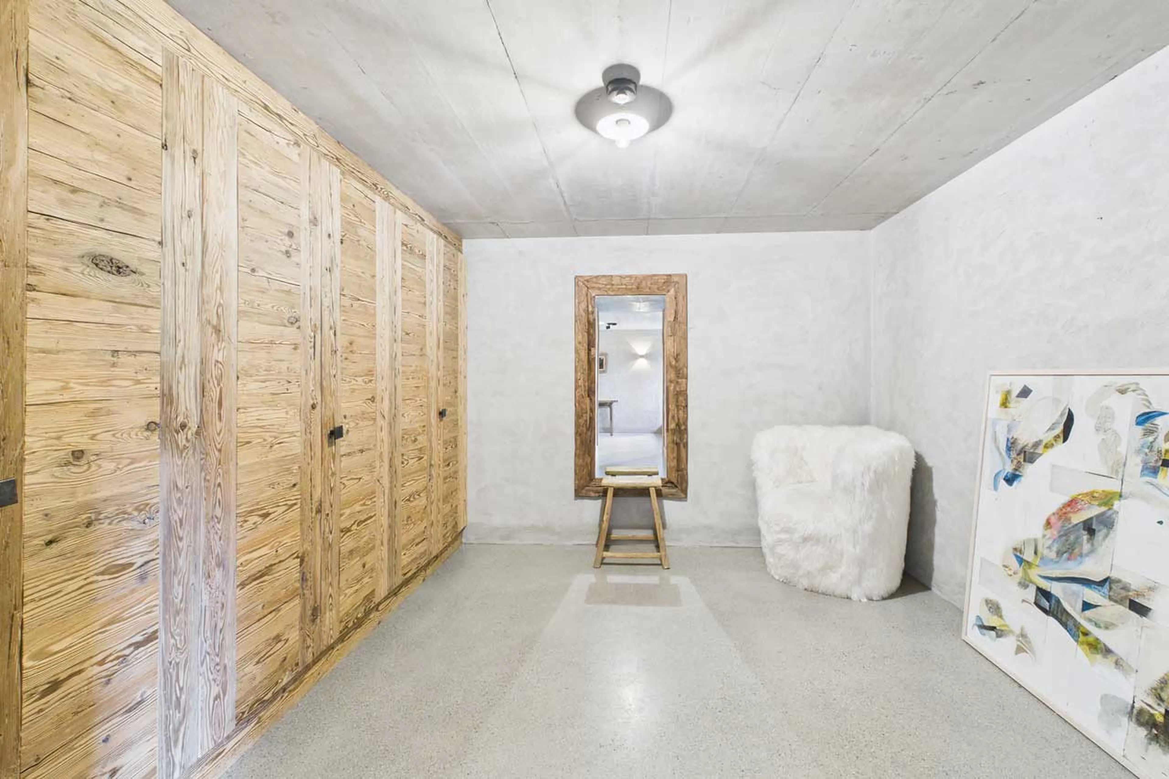 Dressing room at Chalet Mannenberg near Gstaad