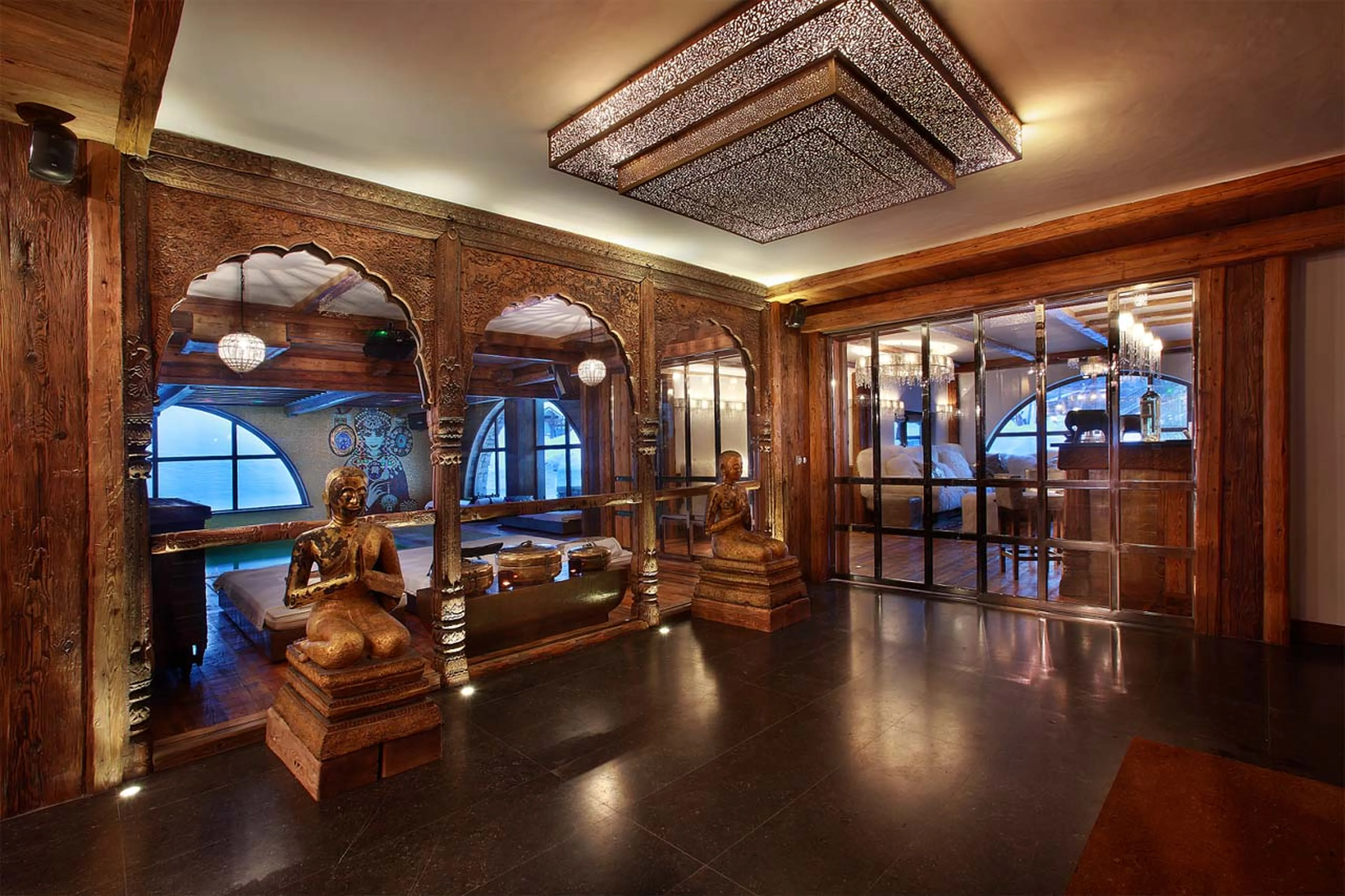 Entrance hall of Chalet Marco Polo in Val d’ Isere