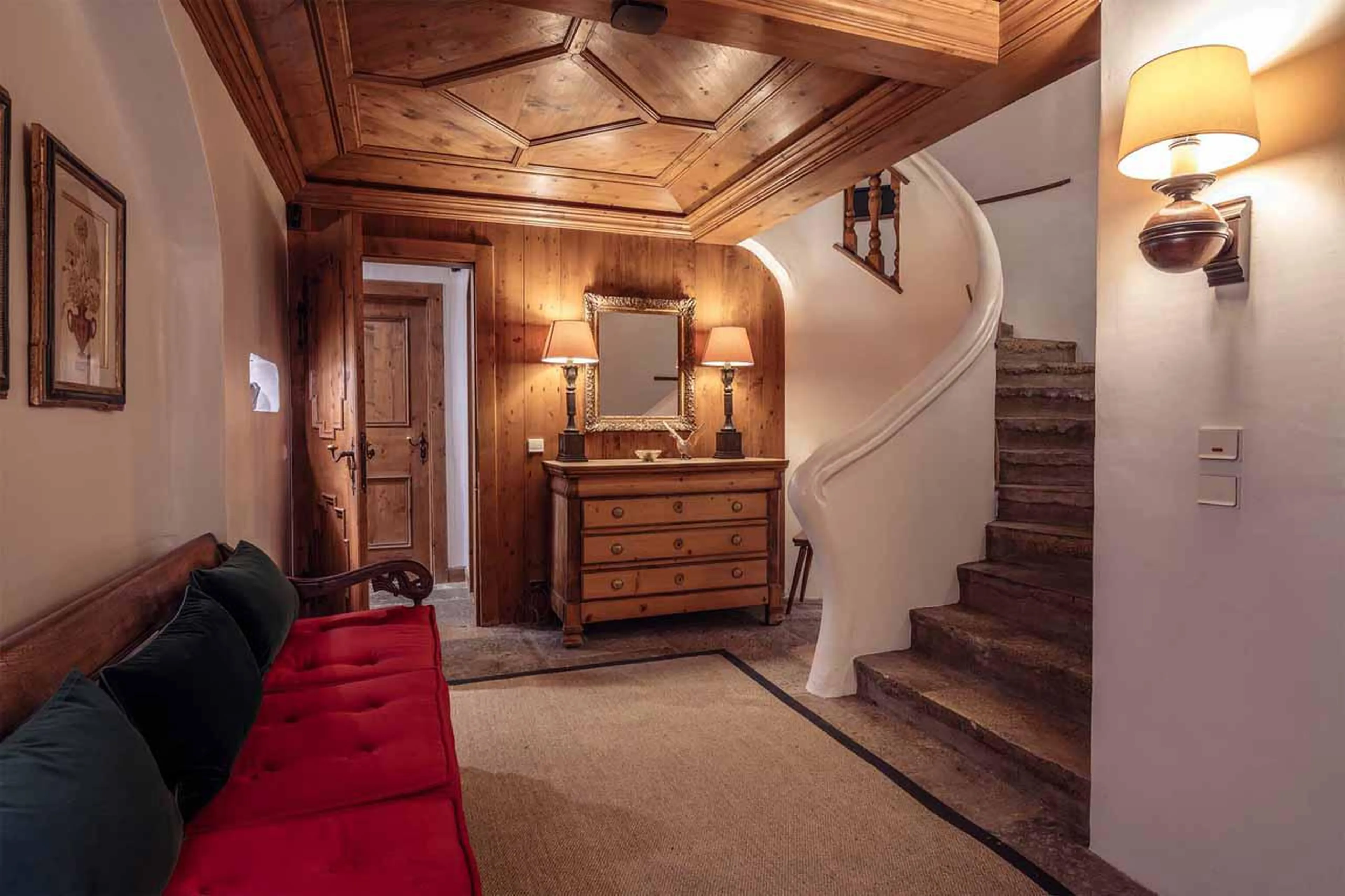 Entrance hall in Chalet Margaux, Courchevel 1850