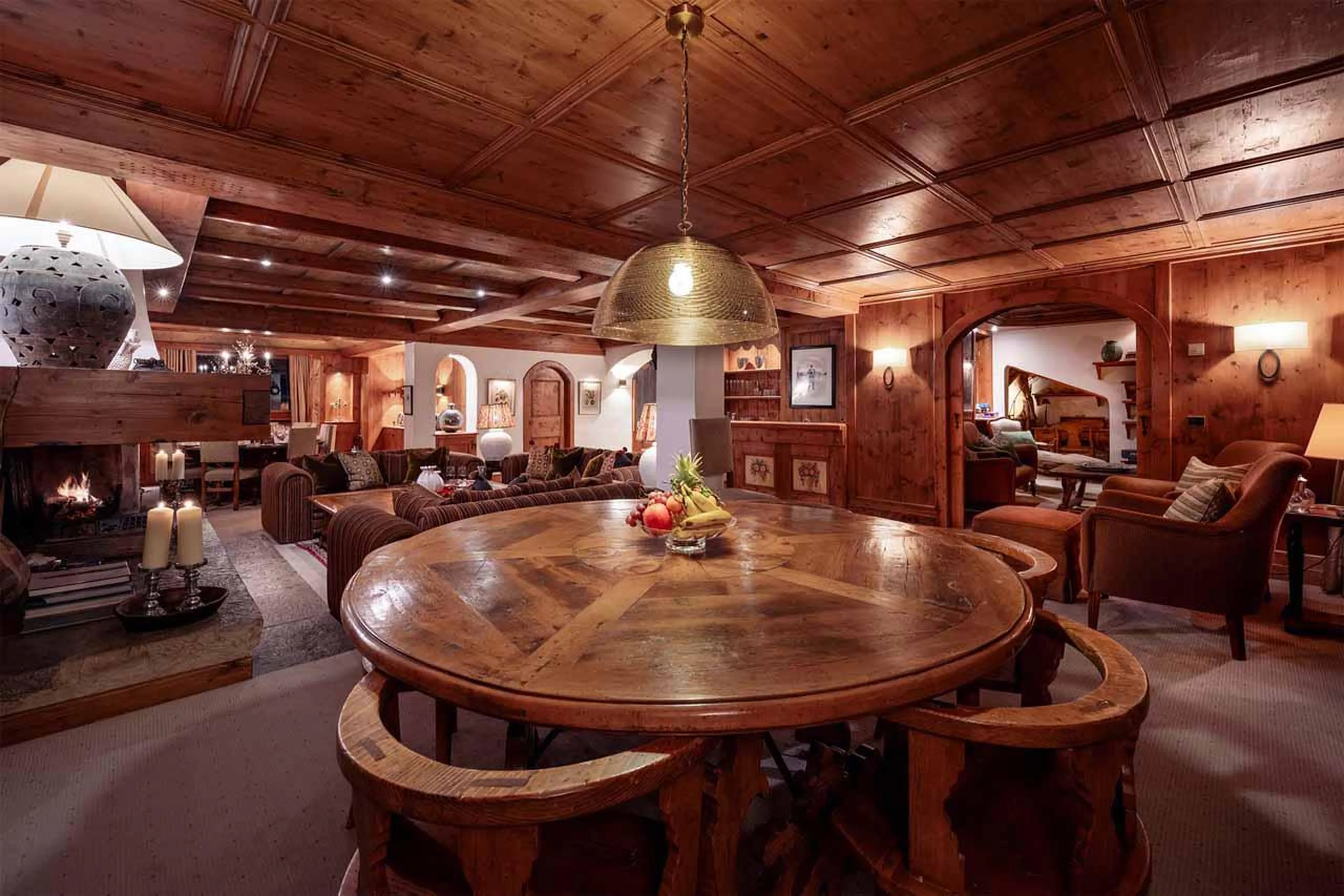 Spacious living area in Chalet Margaux, Courchevel 1850
