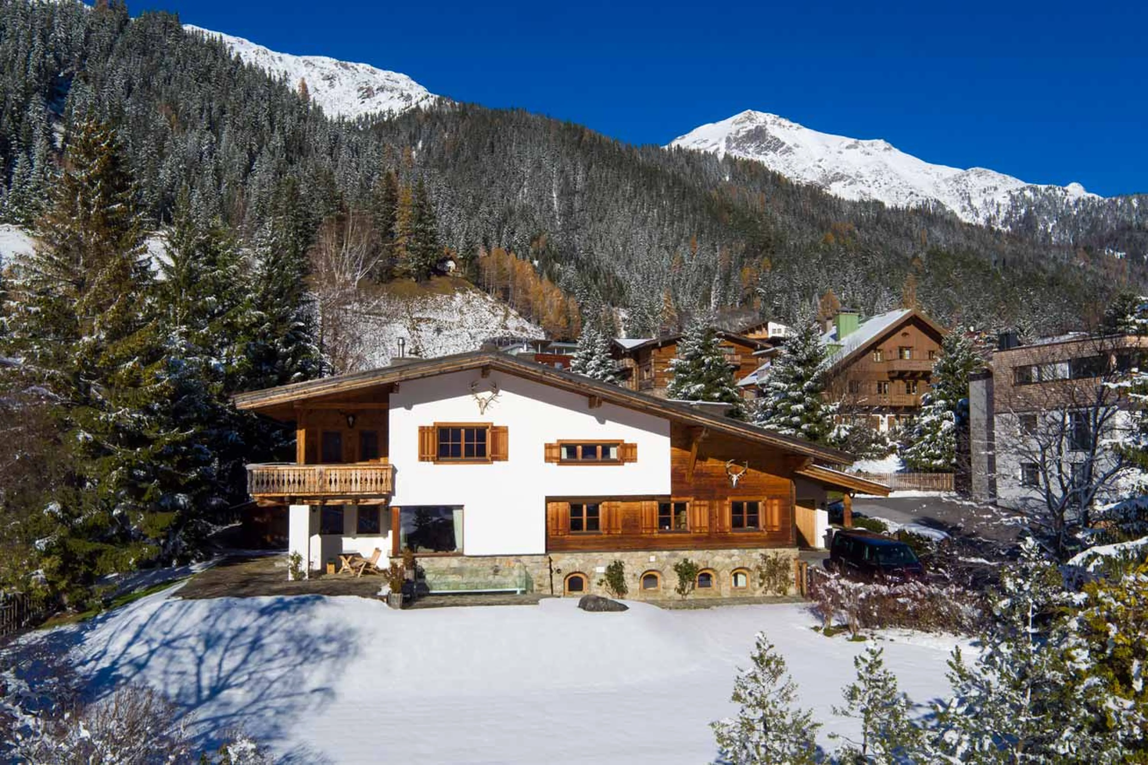 Exterior of Chalet Maria Schnee in St Anton