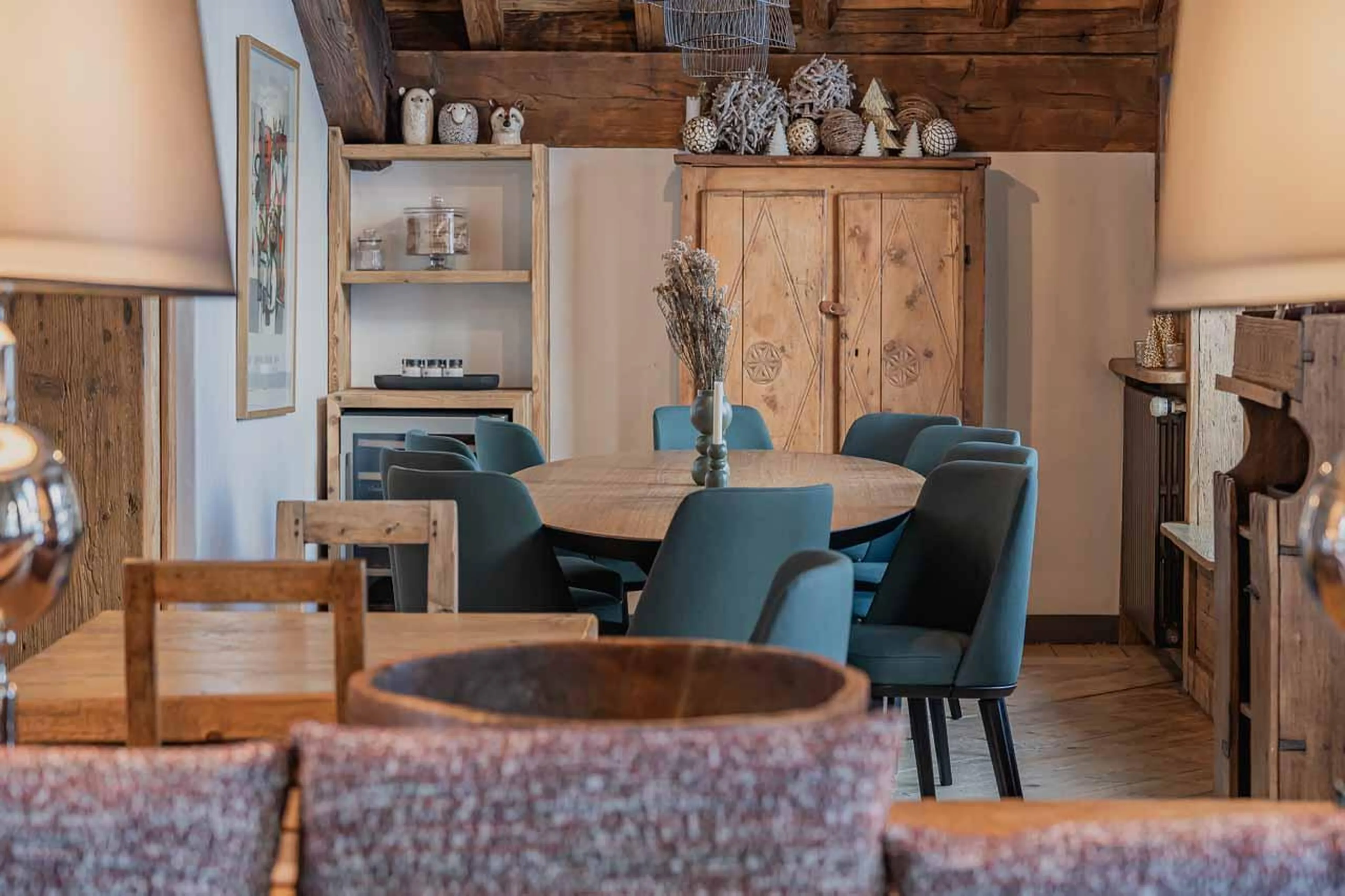 10-seat table in Chalet Marie, Val d'Isere