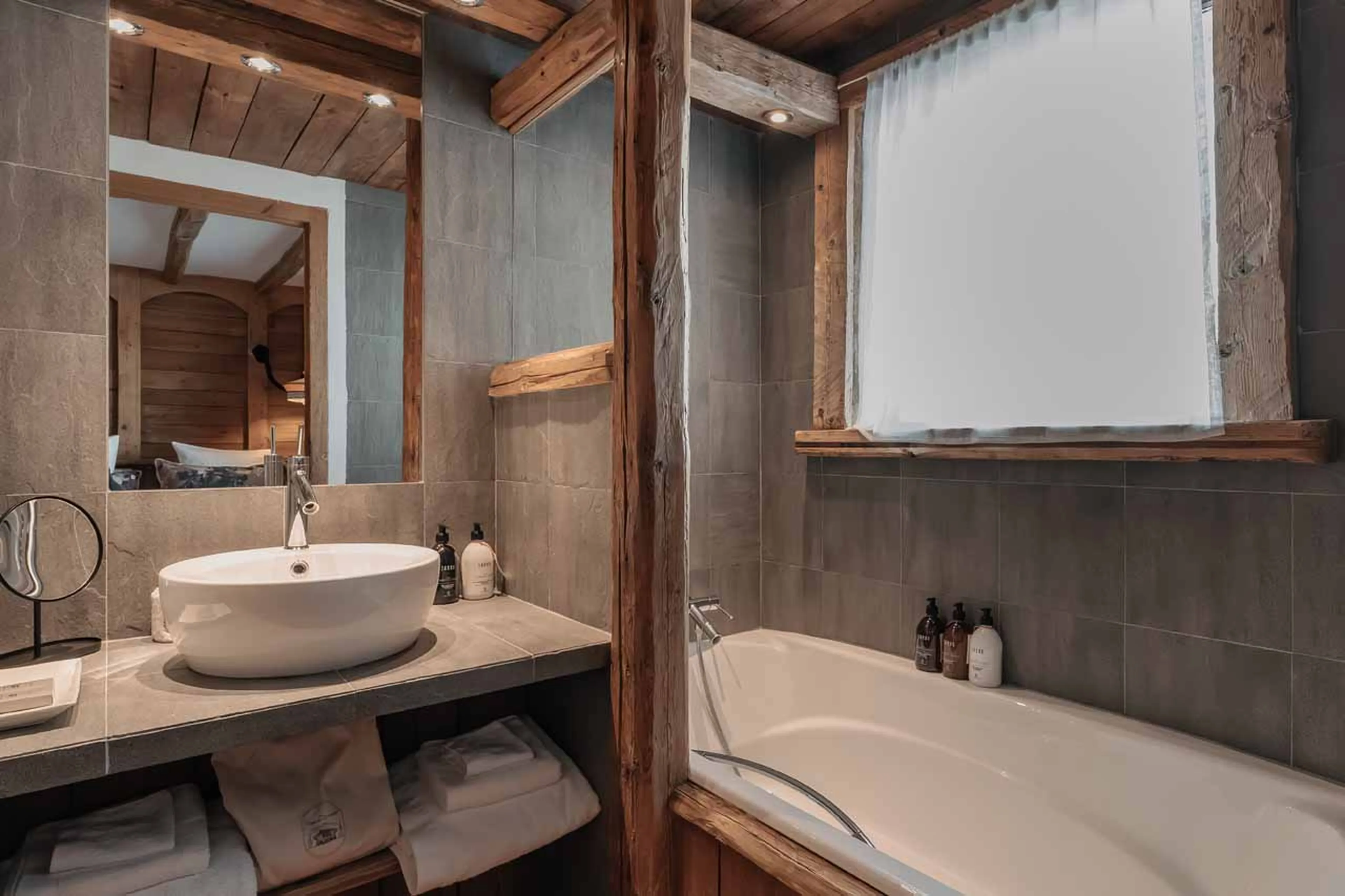 Bedroom 5 en-suite bathroom at Chalet Mathilda in Val d'Isere