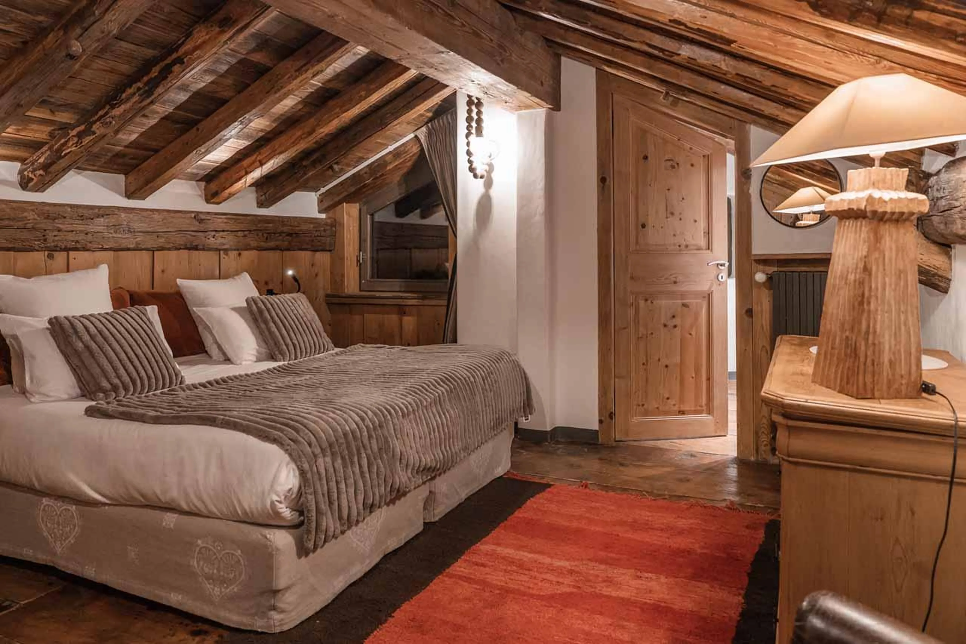 Double bedroom in Chalet Mathilda, Val d'Isere