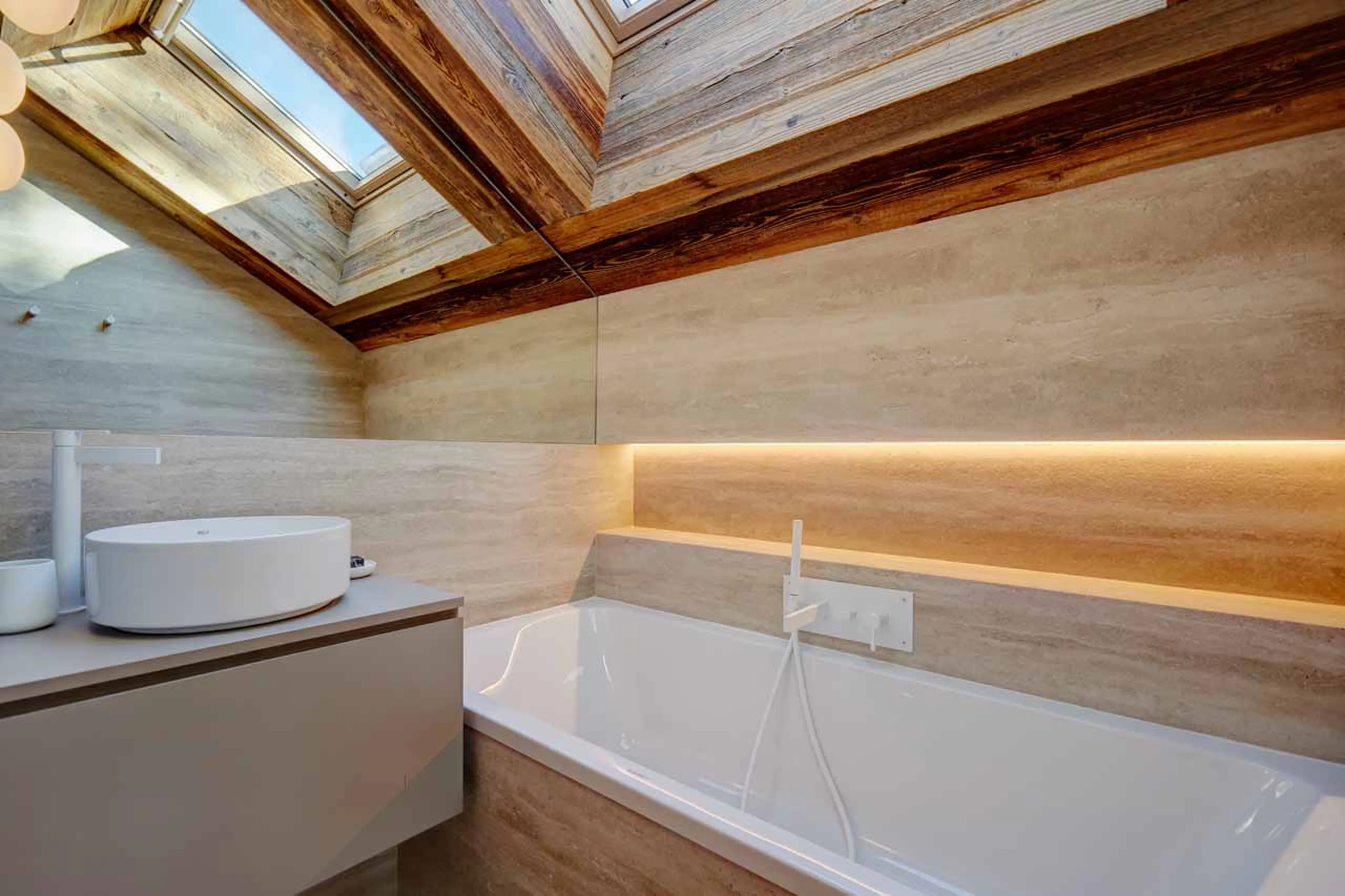 Bathroom one at Chalet Menor in Meribel