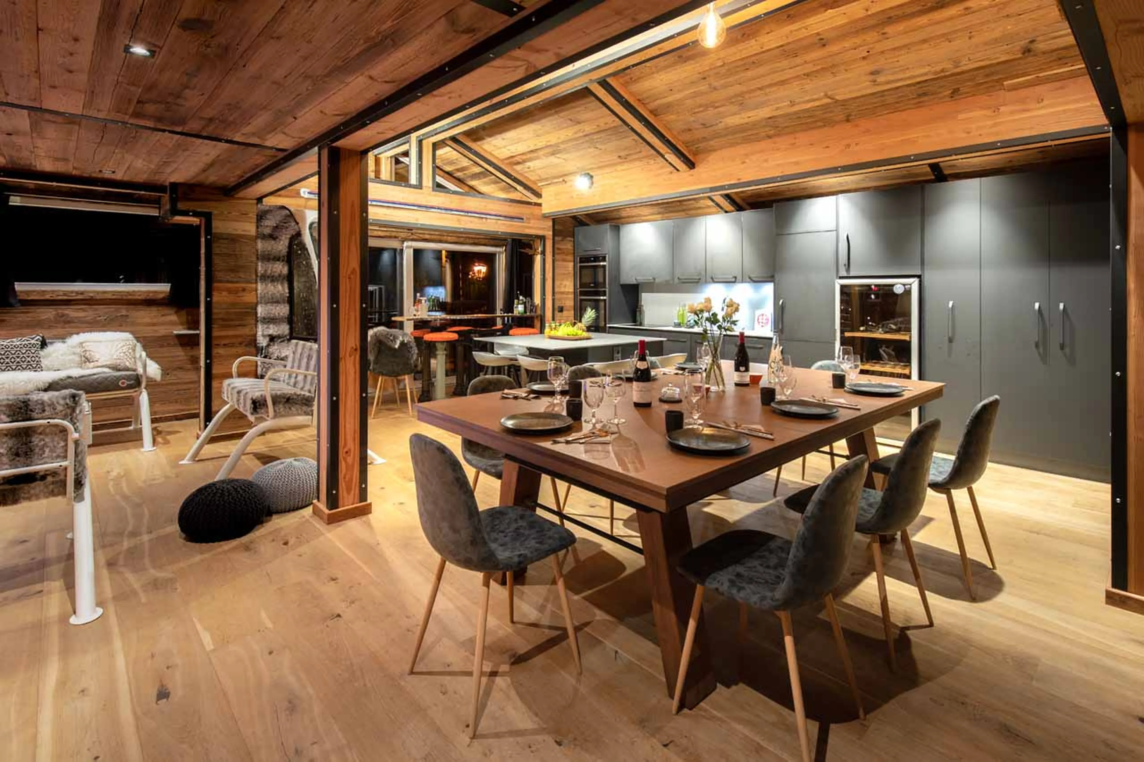 Dining area at Chalet Merveilles in Tignes