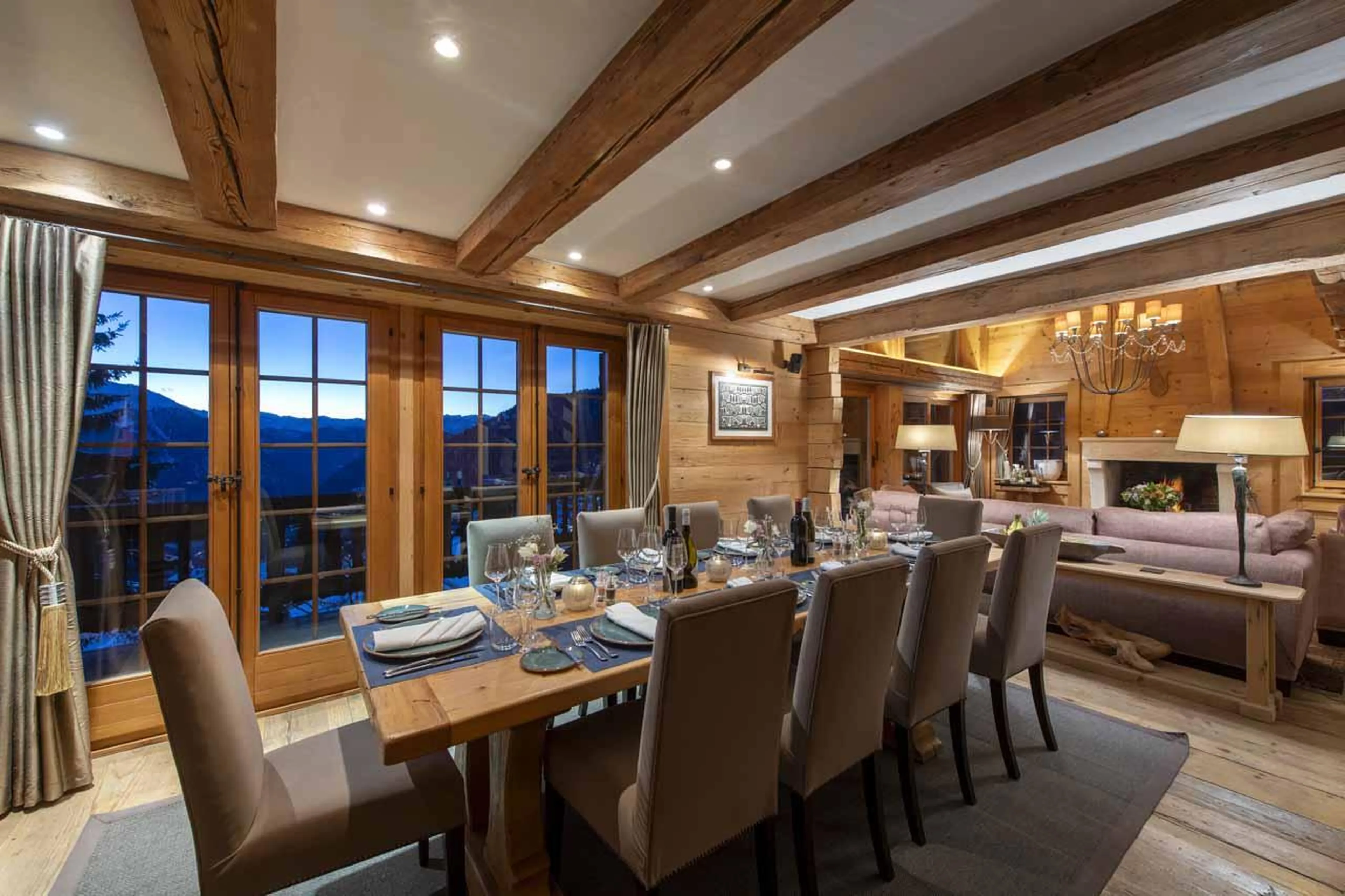 Living & dining area at Chalet Milou in Verbier